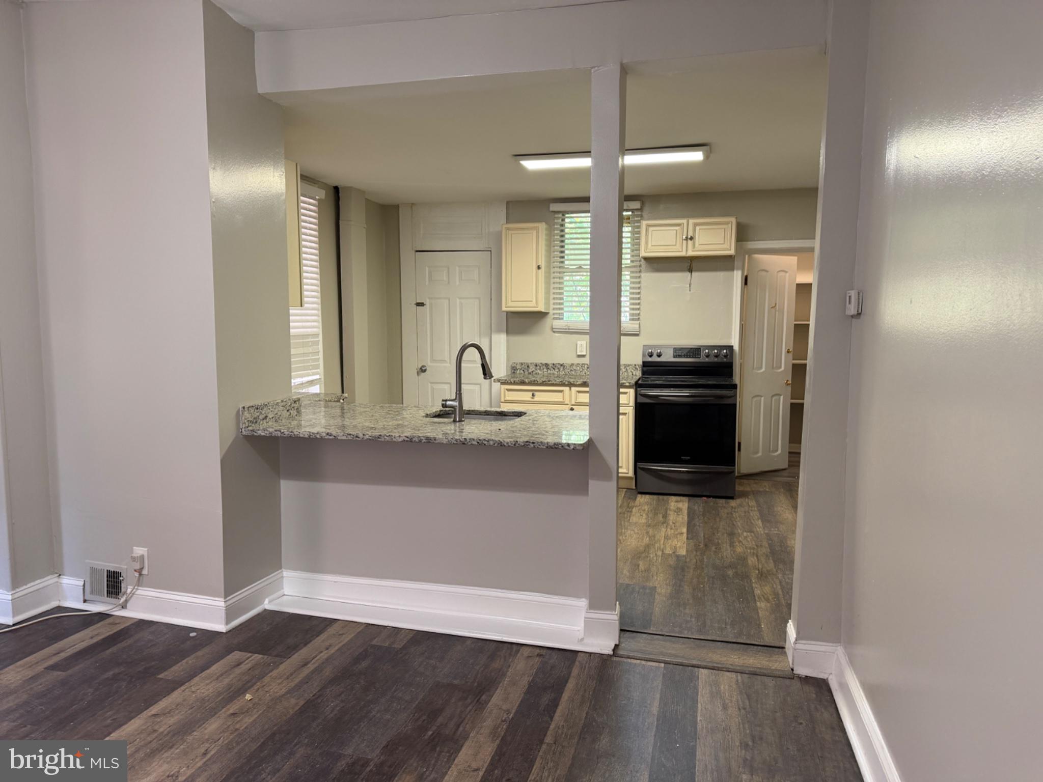 WOODBOURNE HEIGHTS - Residential