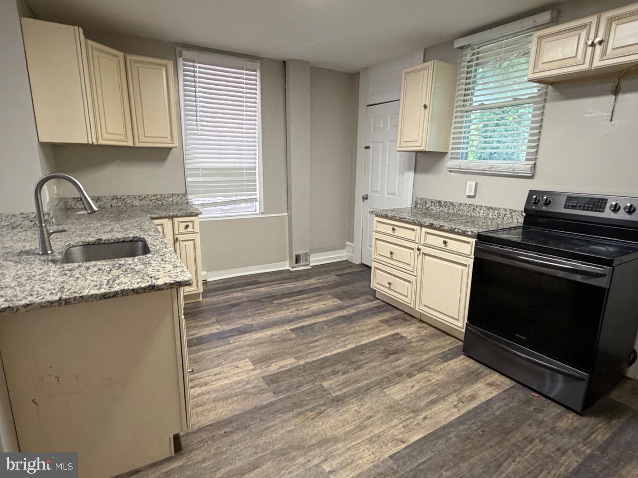 WOODBOURNE HEIGHTS - Residential