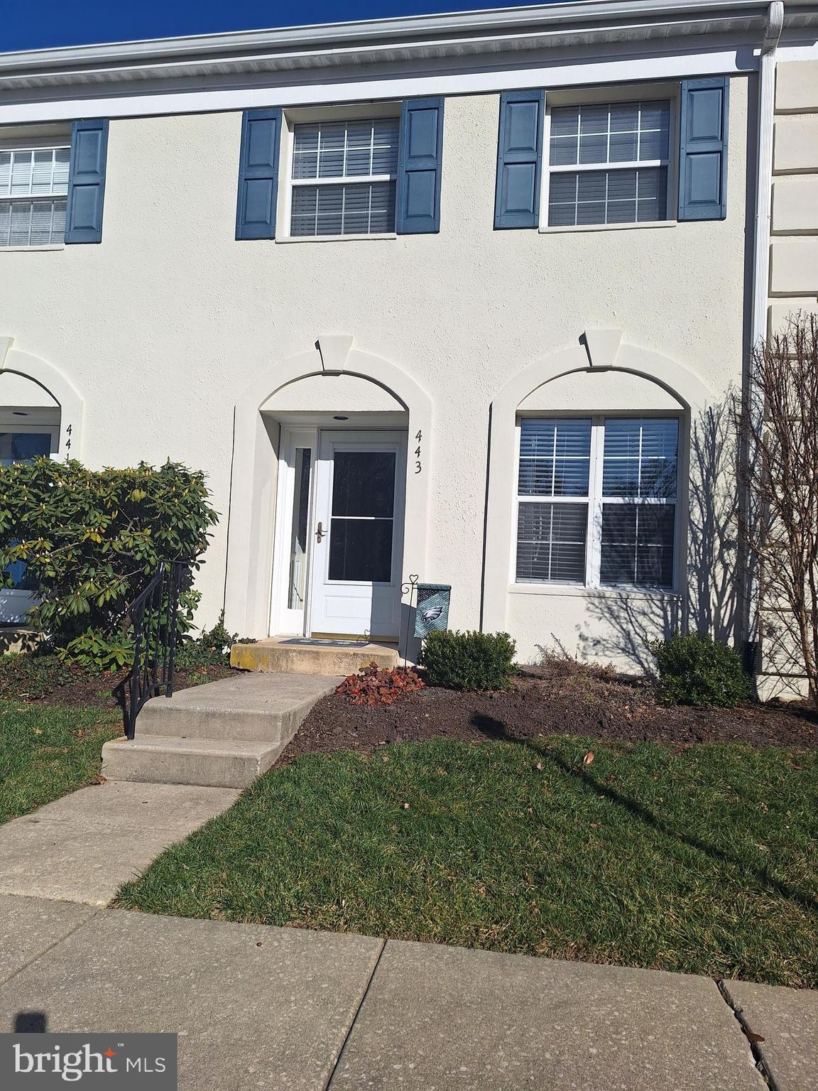 WESTON VILLAGE - Residential