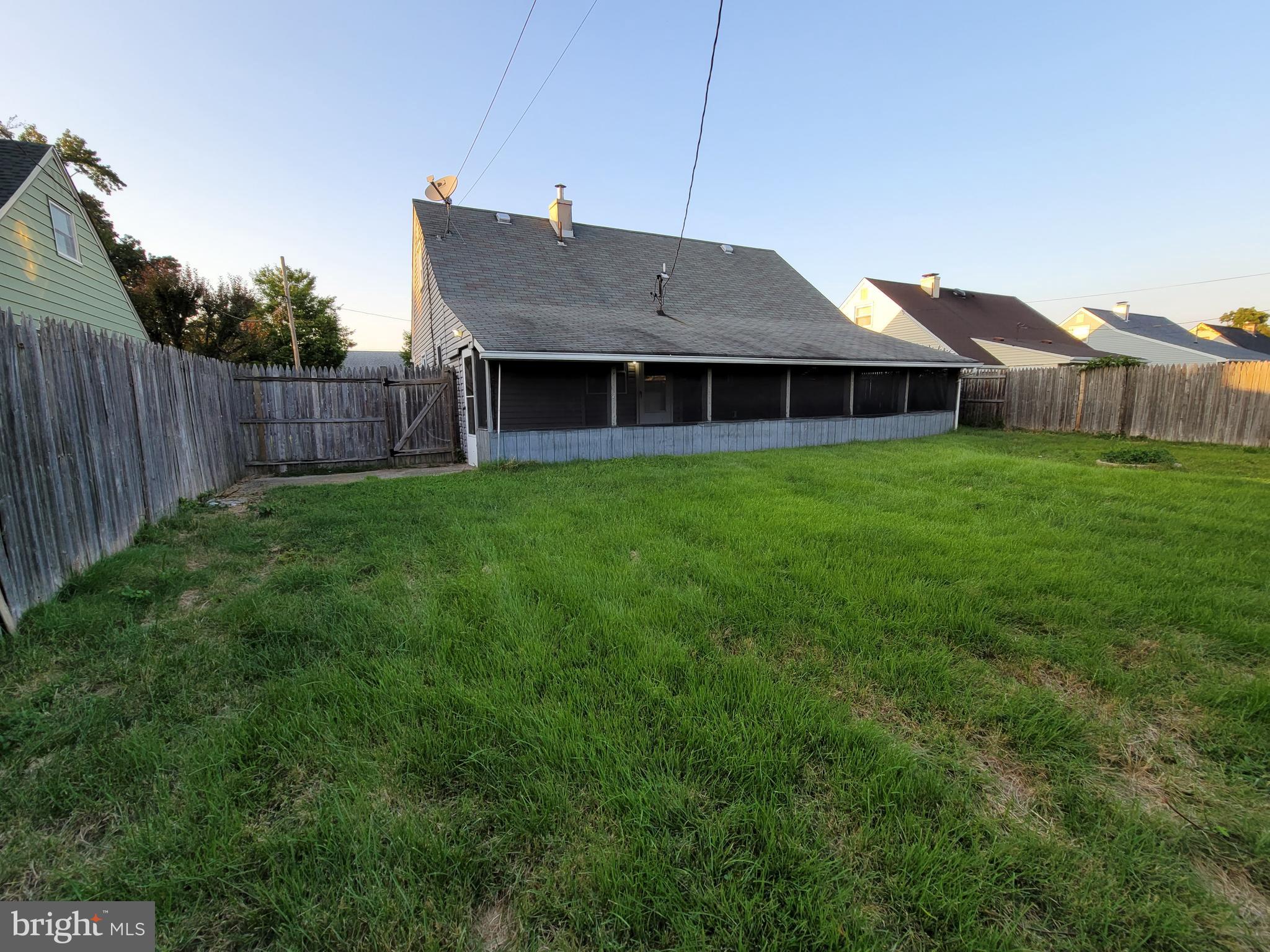 CROYDON ACRES - Residential