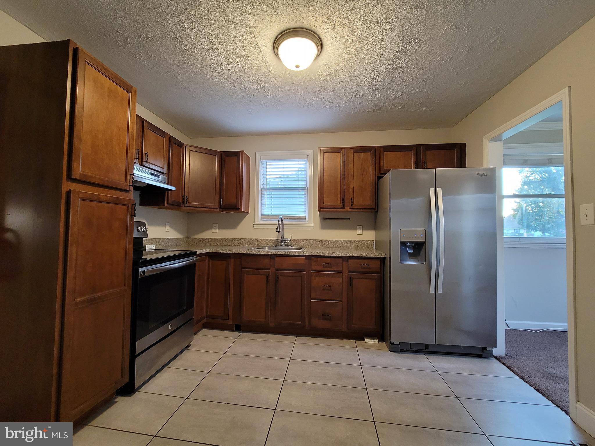 CROYDON ACRES - Residential