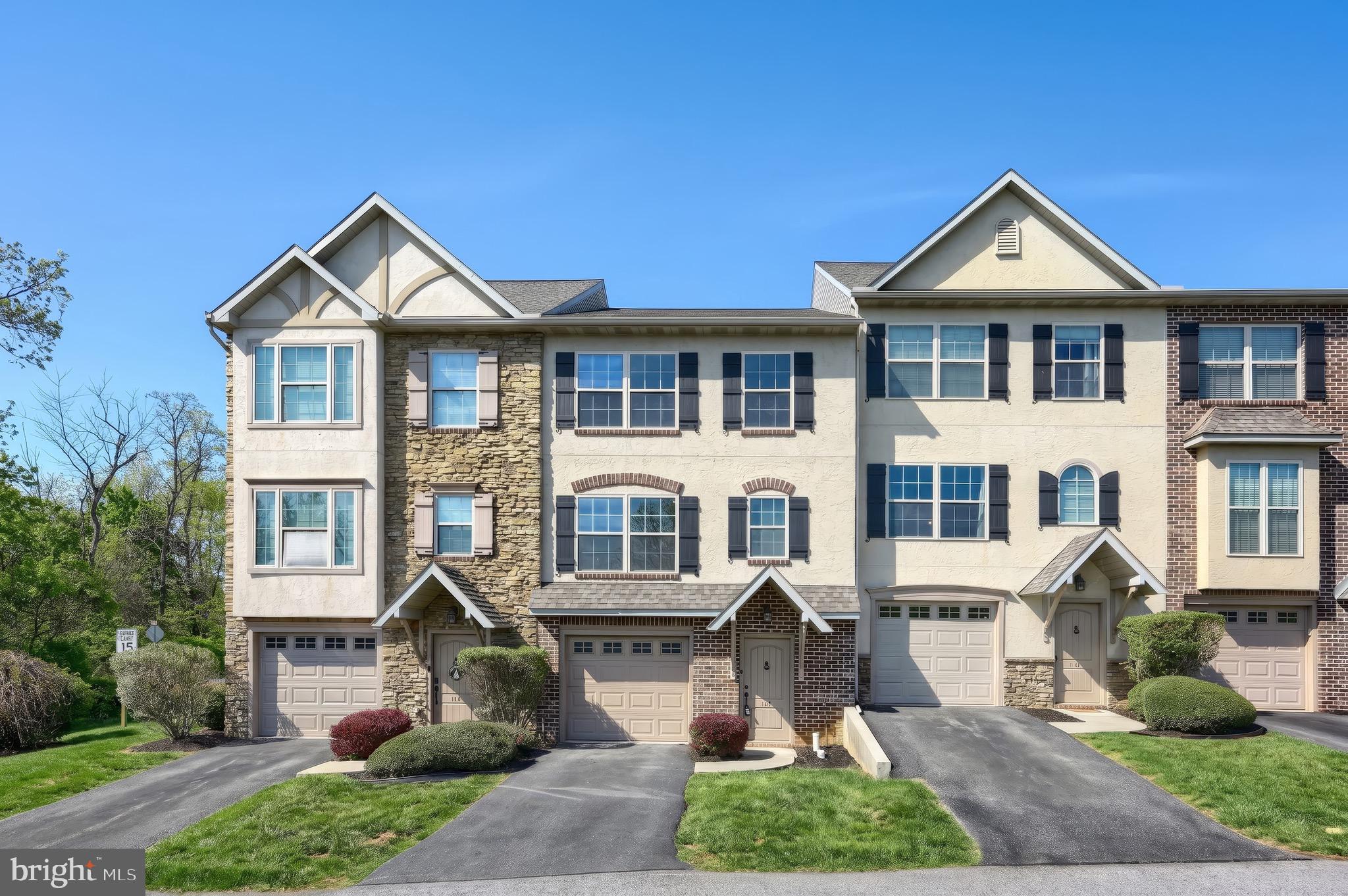 CARRINGTON CROSSING - Residential