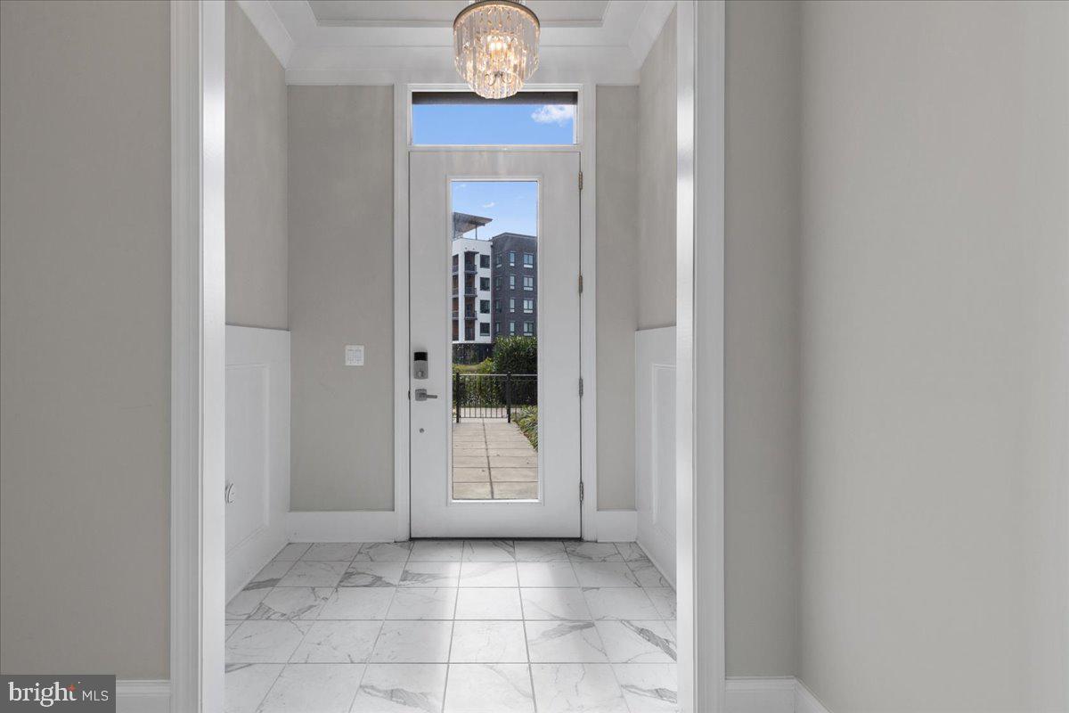 ONE LOUDOUN - Residential