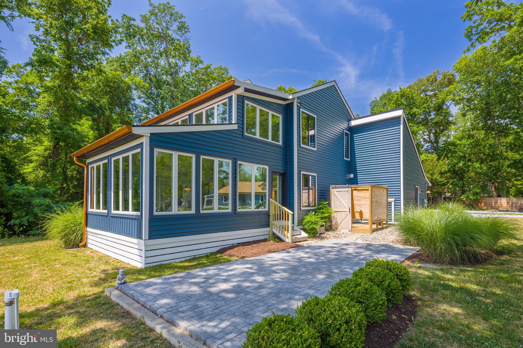 SHORE ACRES - Residential