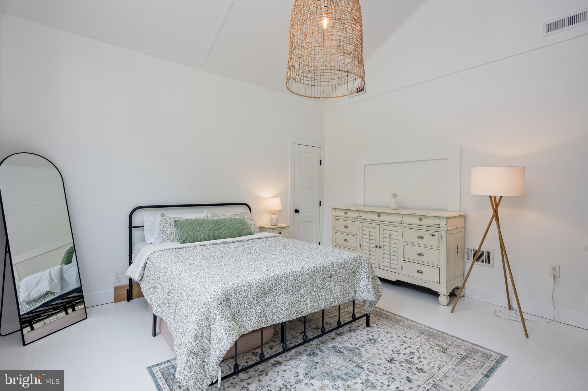 SHORE ACRES - Residential