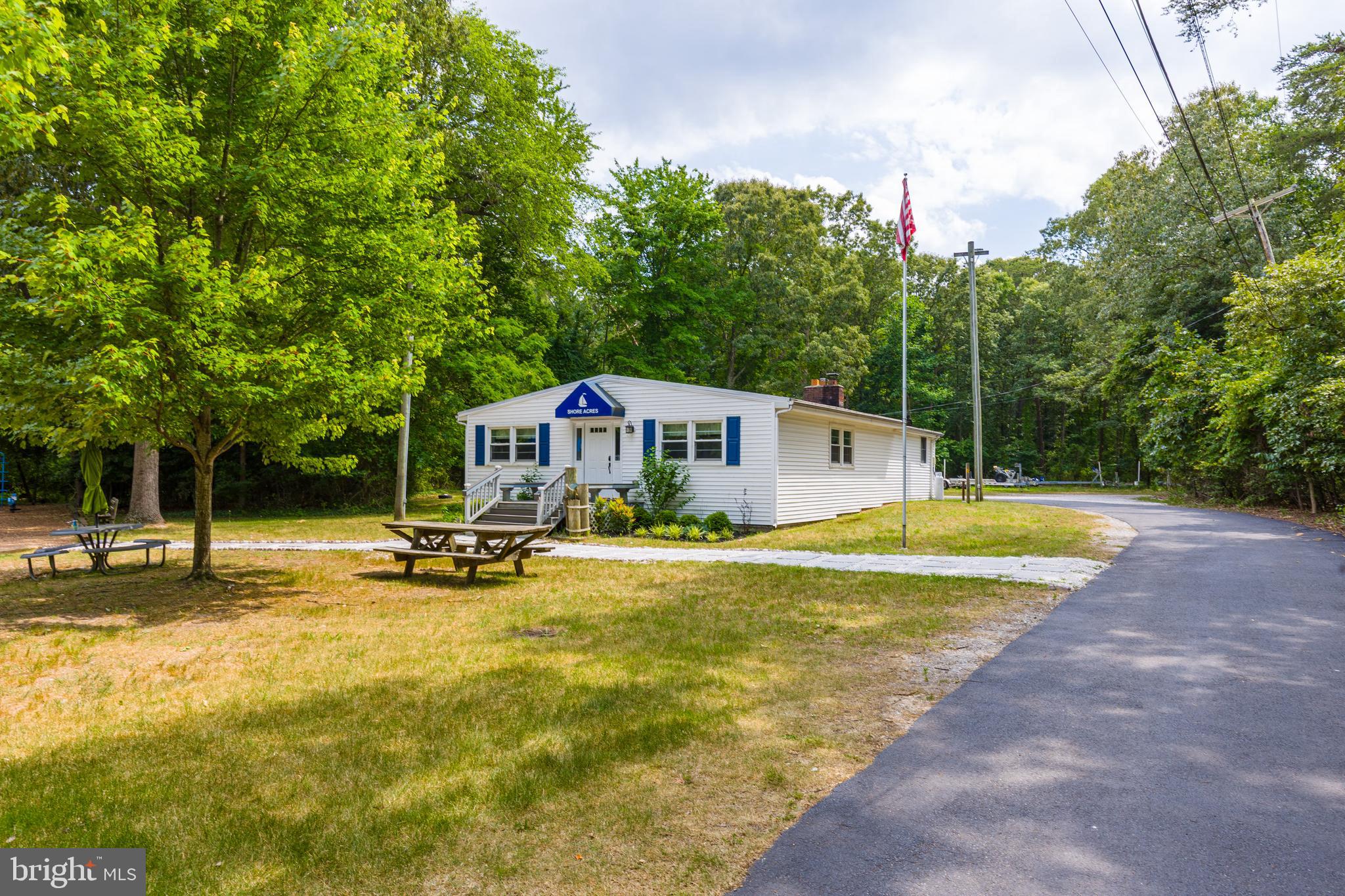 SHORE ACRES - Residential
