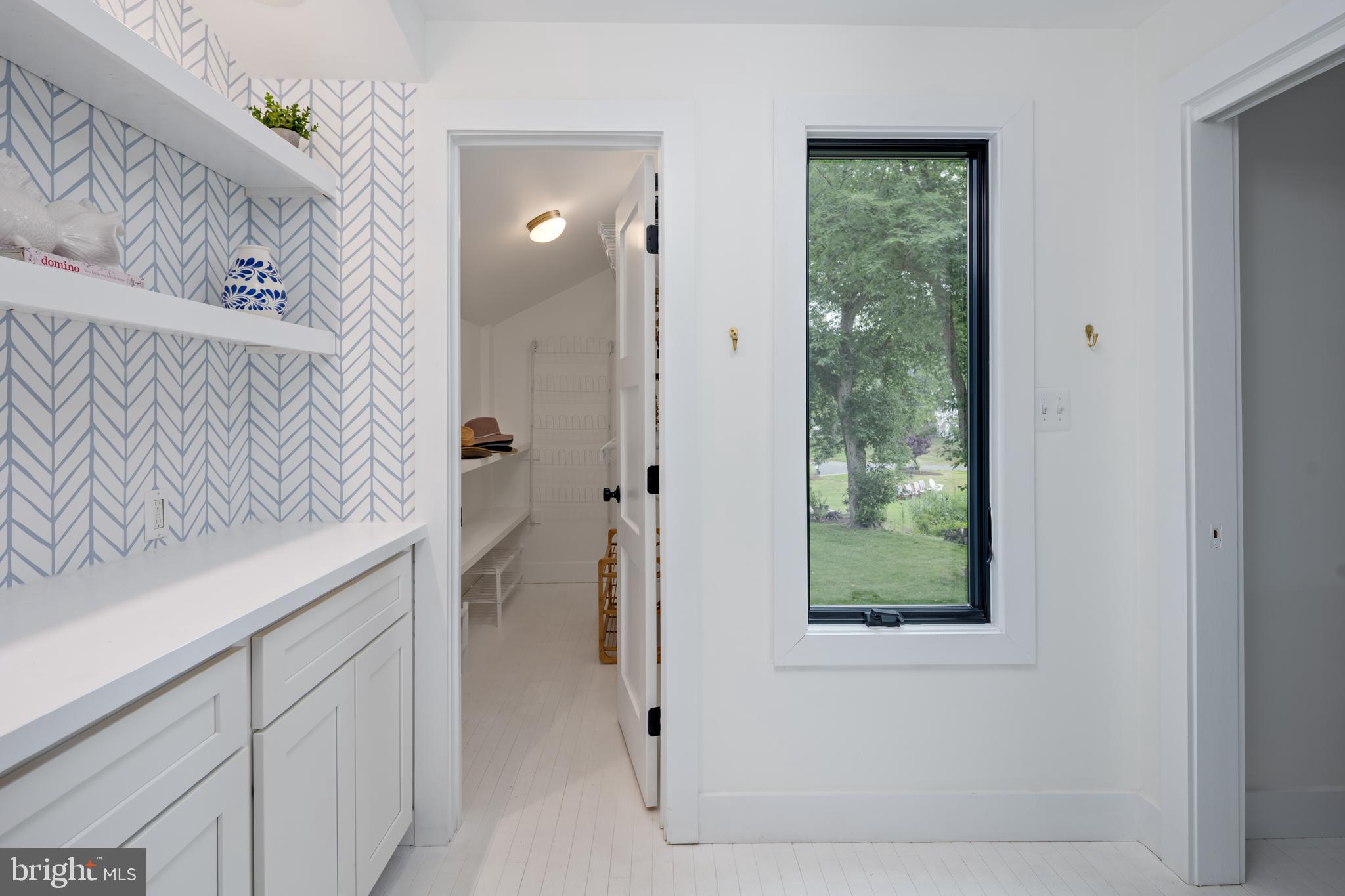 SHORE ACRES - Residential
