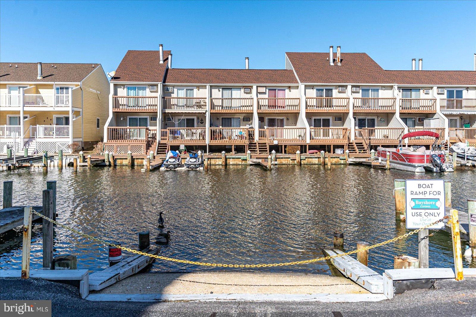 BAYSHORE ESTATES - Residential