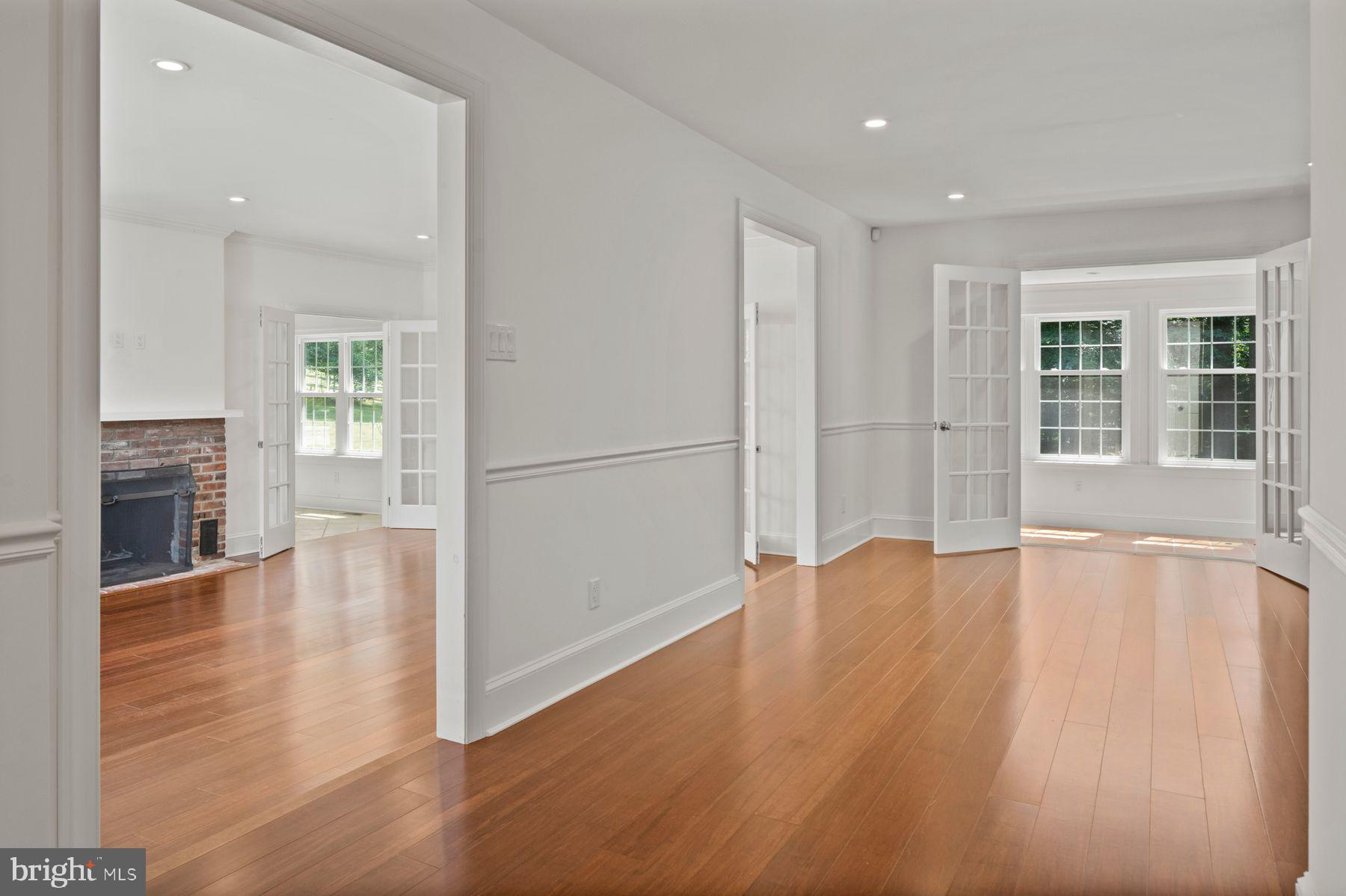RADNOR HUNT - Residential