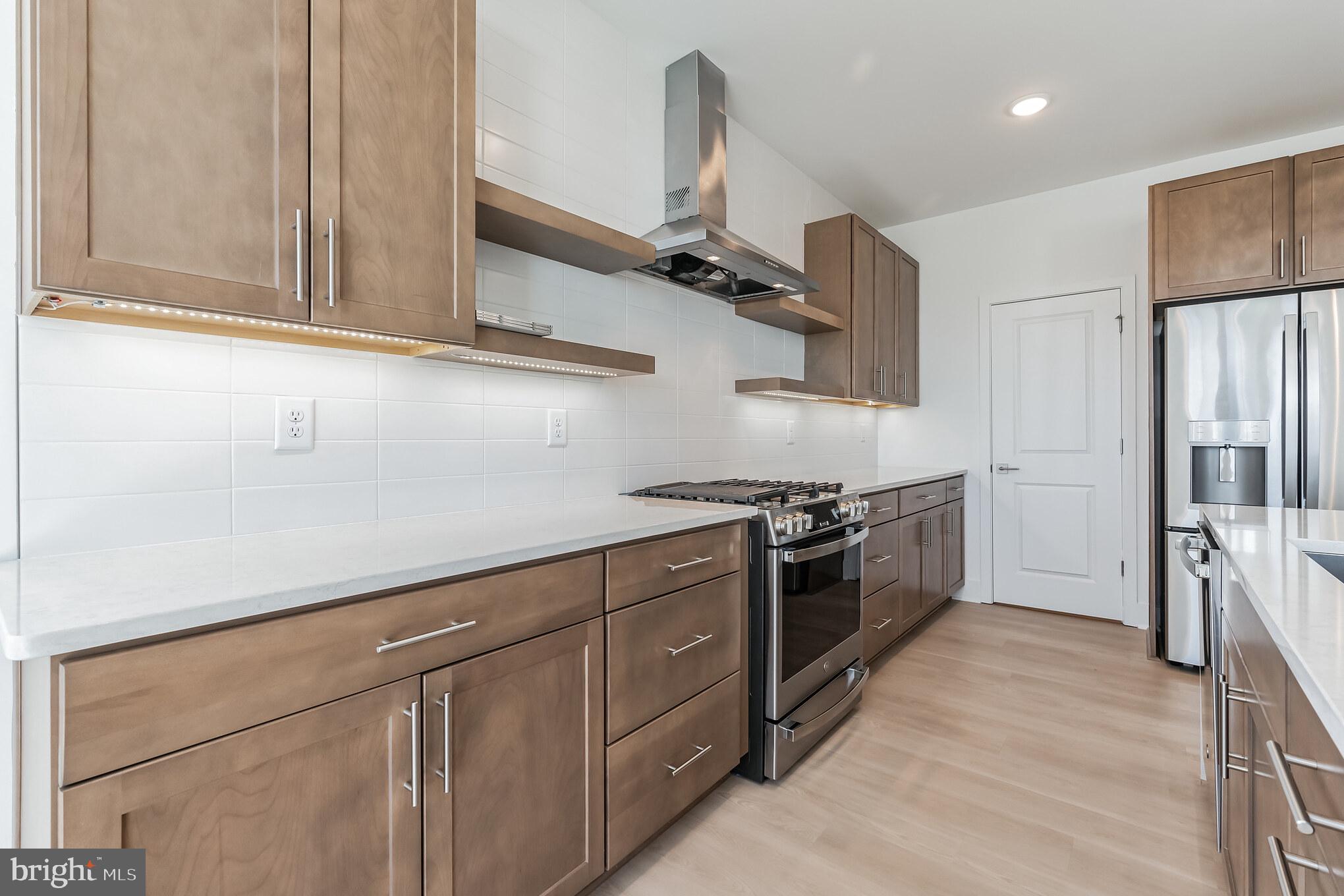 LIBERTY WEST - Residential