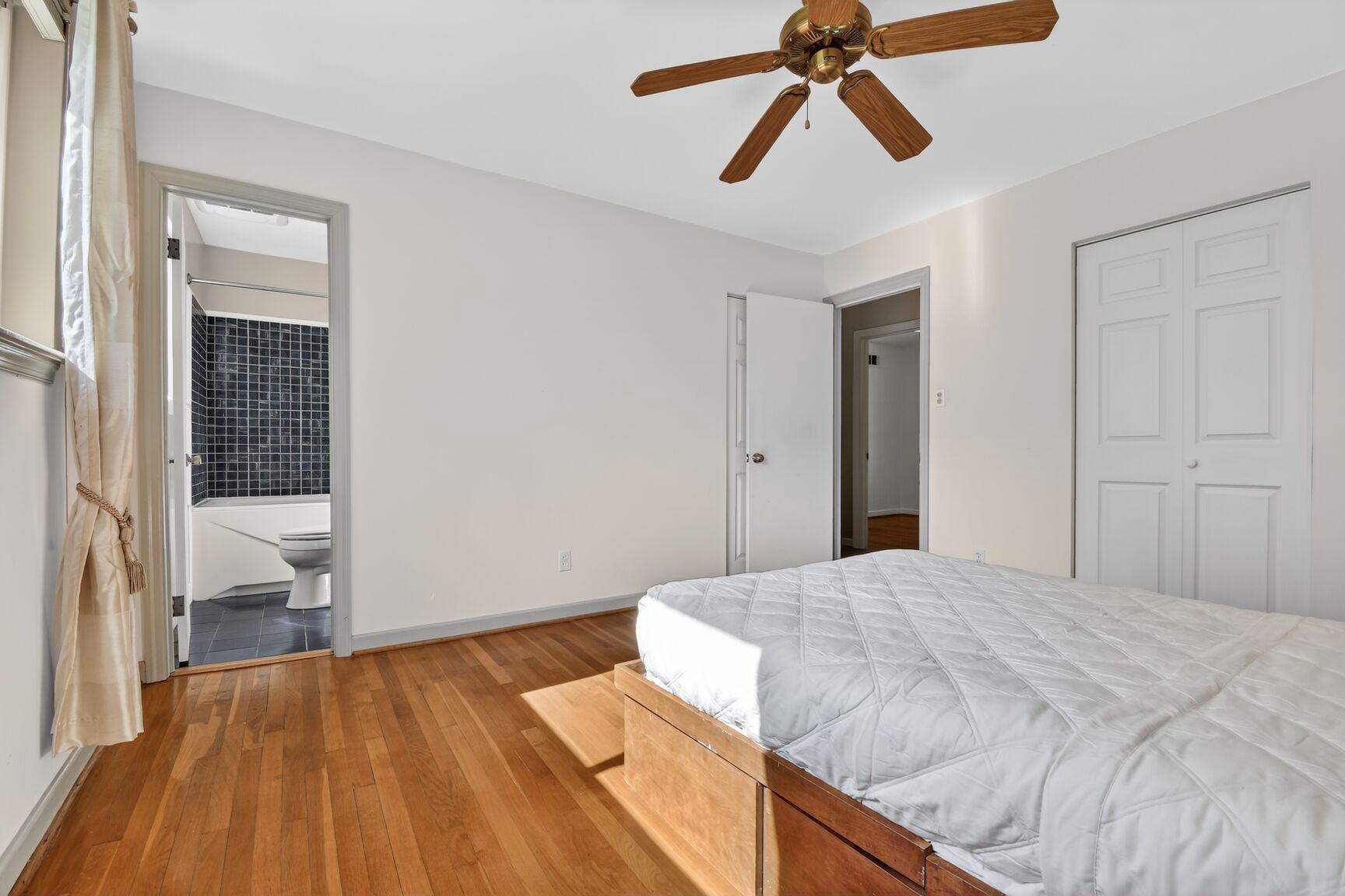 CARROLL KNOLLS - Residential
