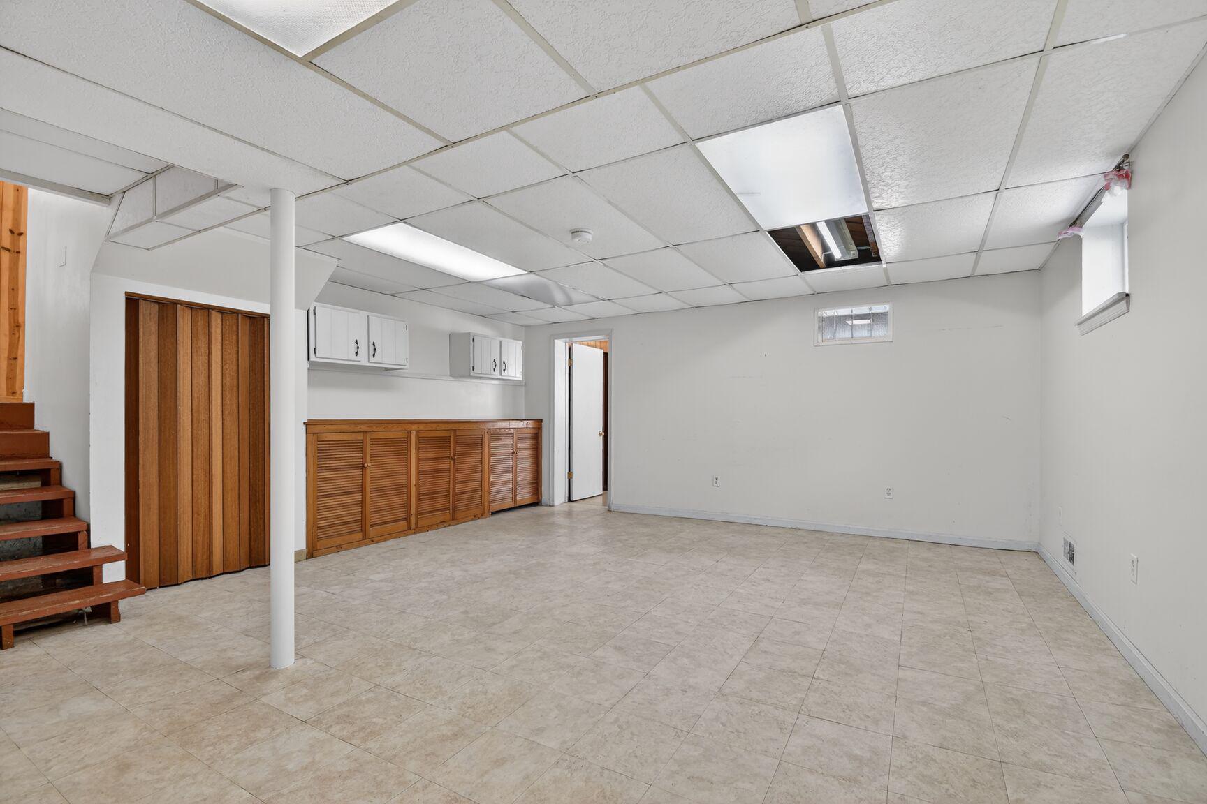 CARROLL KNOLLS - Residential