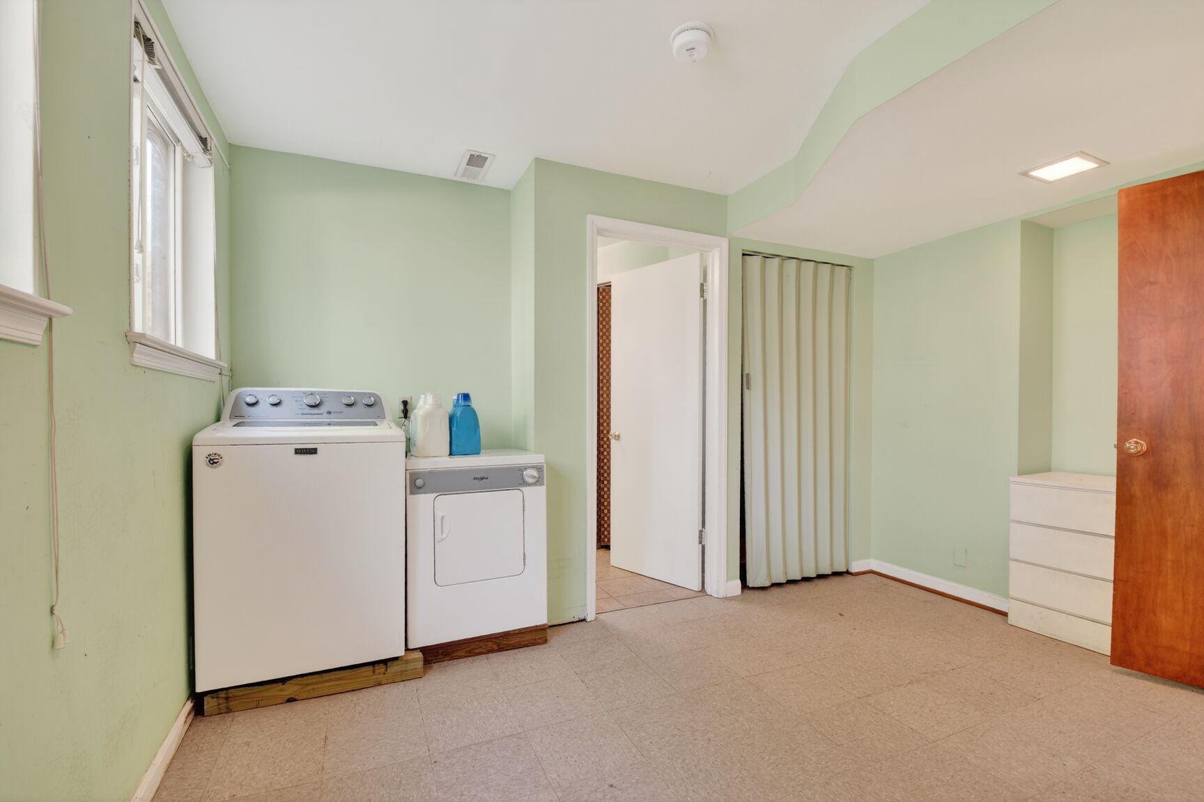 CARROLL KNOLLS - Residential