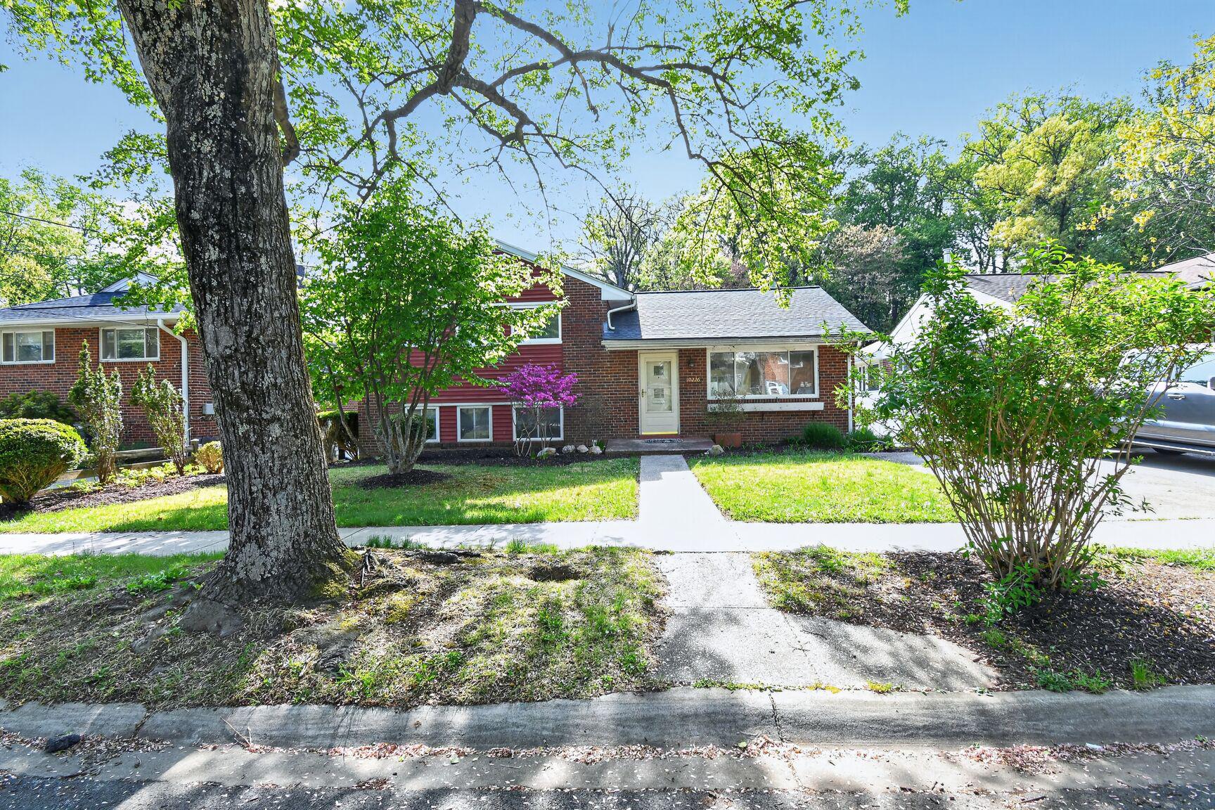 CARROLL KNOLLS - Residential