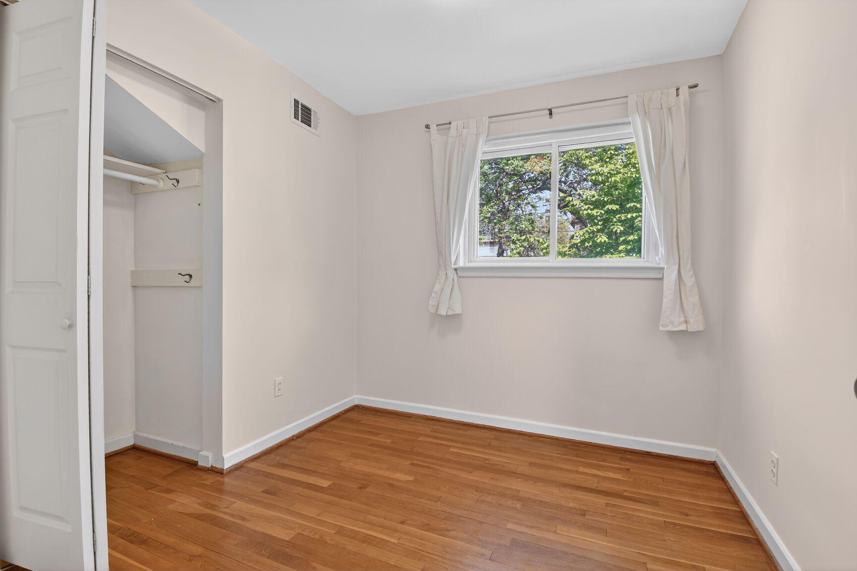 CARROLL KNOLLS - Residential