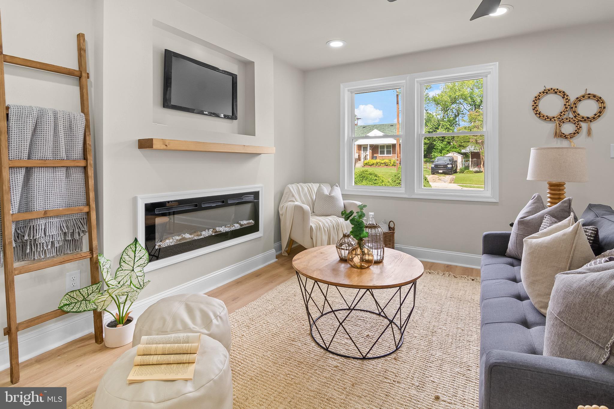 KENWOOD - Residential