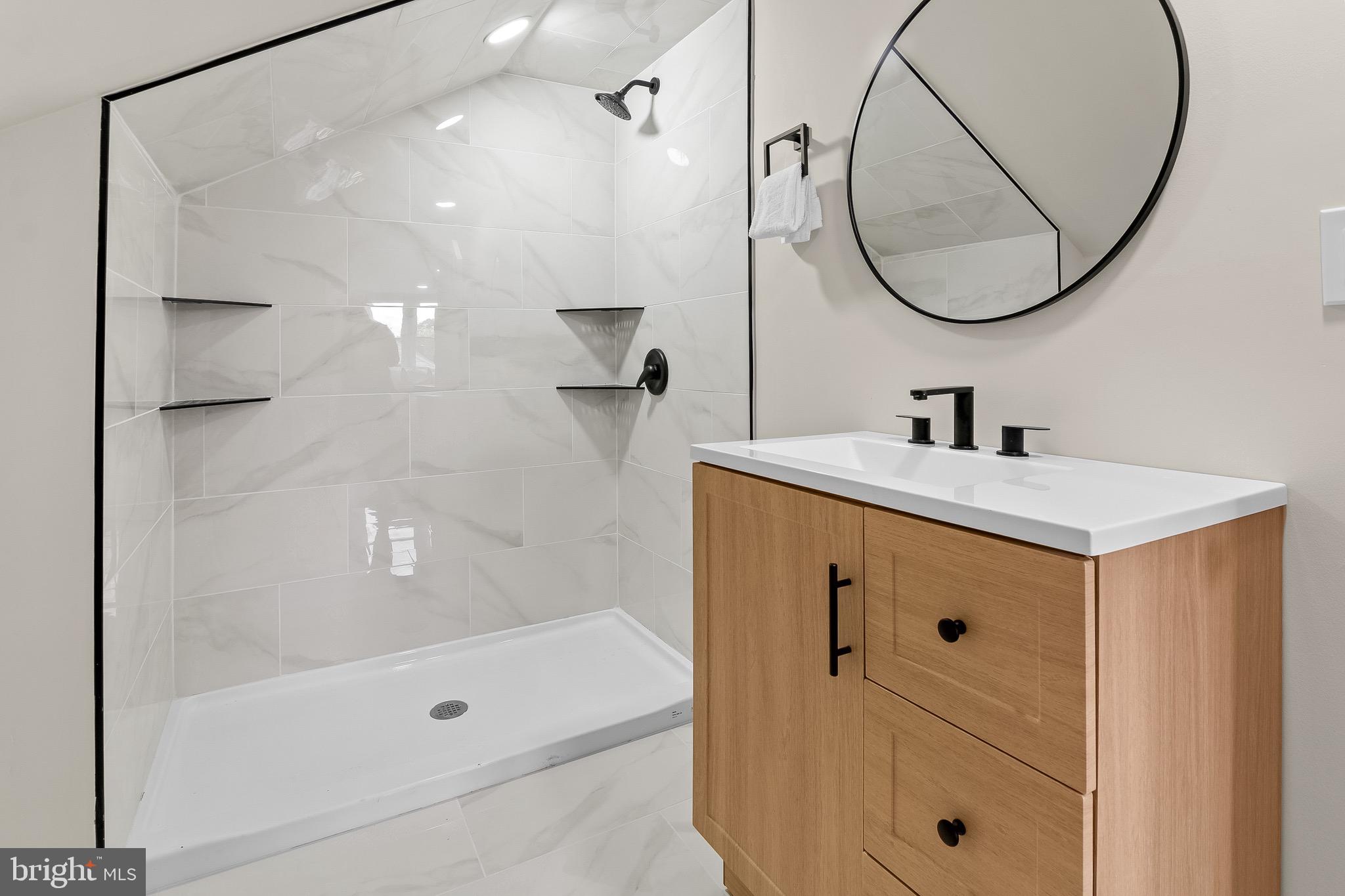 KENWOOD - Residential