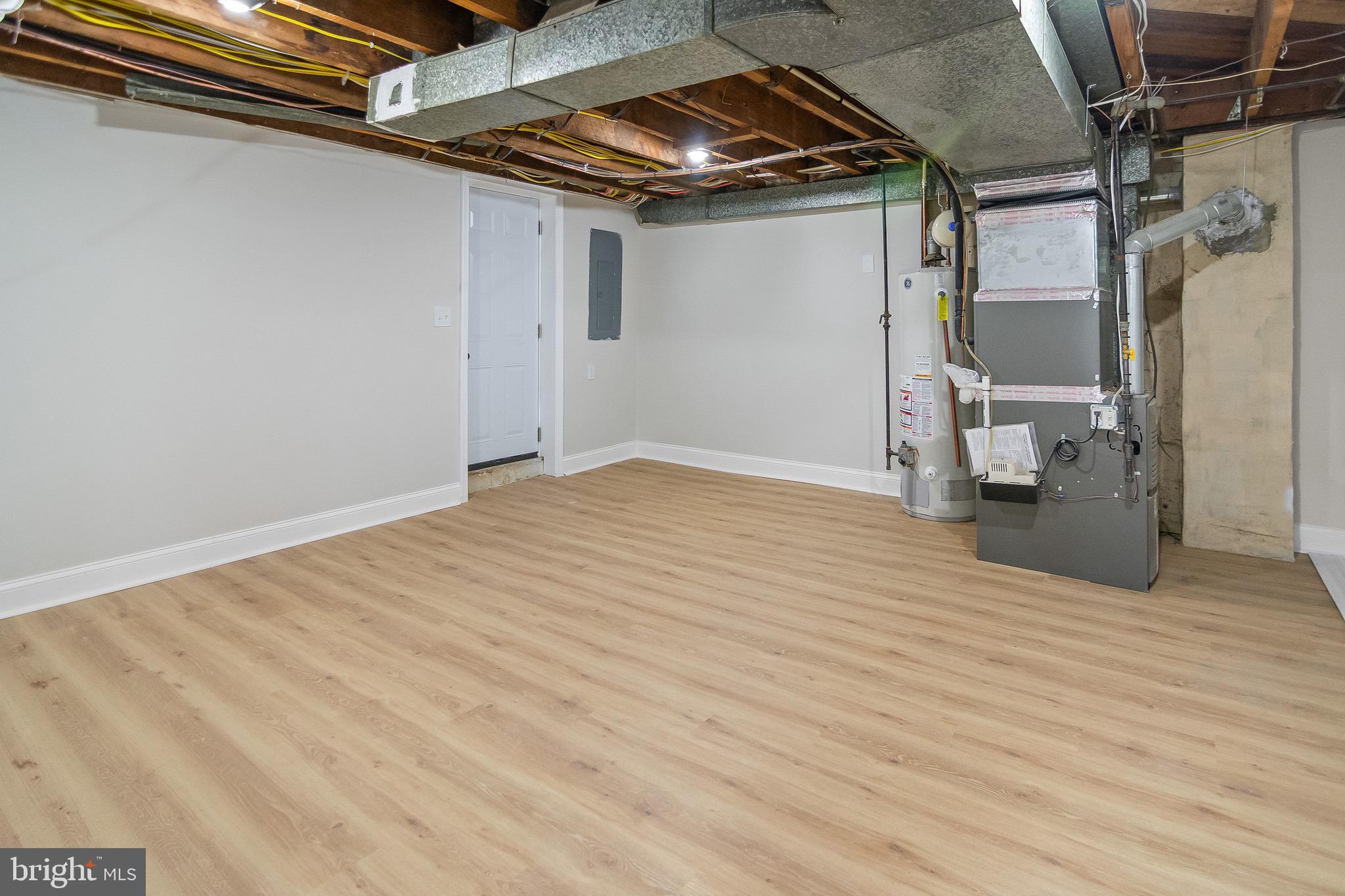 KENWOOD - Residential