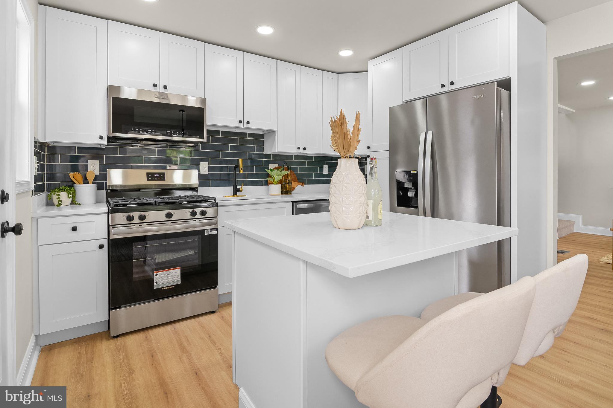 KENWOOD - Residential
