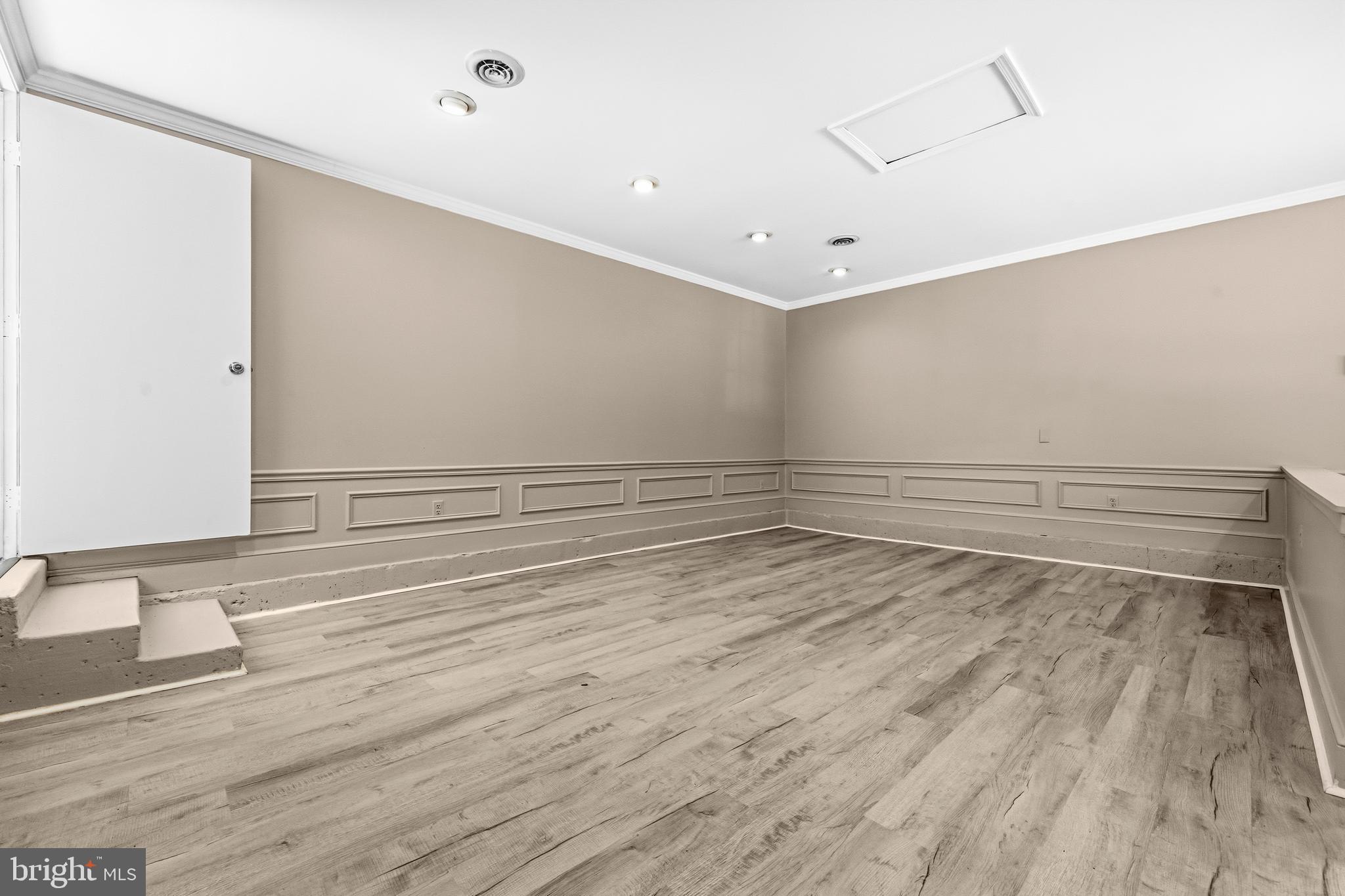 MONTPELIER WOODS - Residential