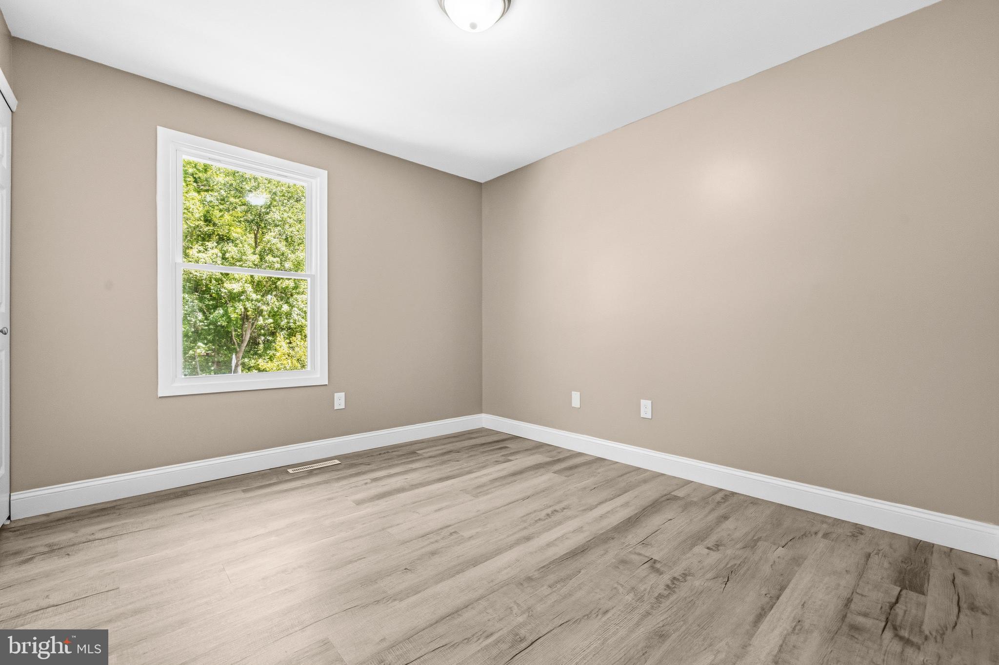 MONTPELIER WOODS - Residential