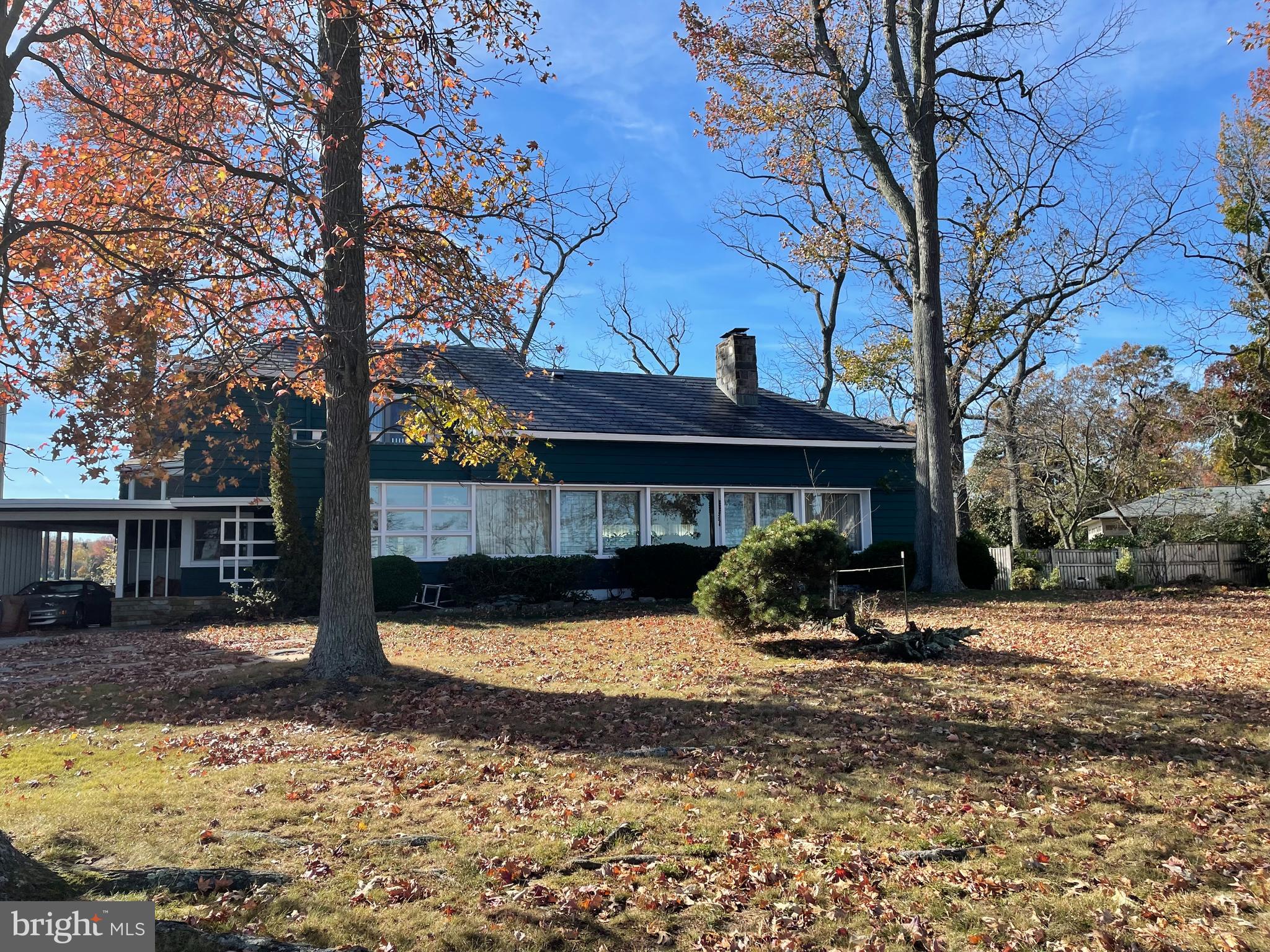 ANNAPOLIS ROADS - Residential