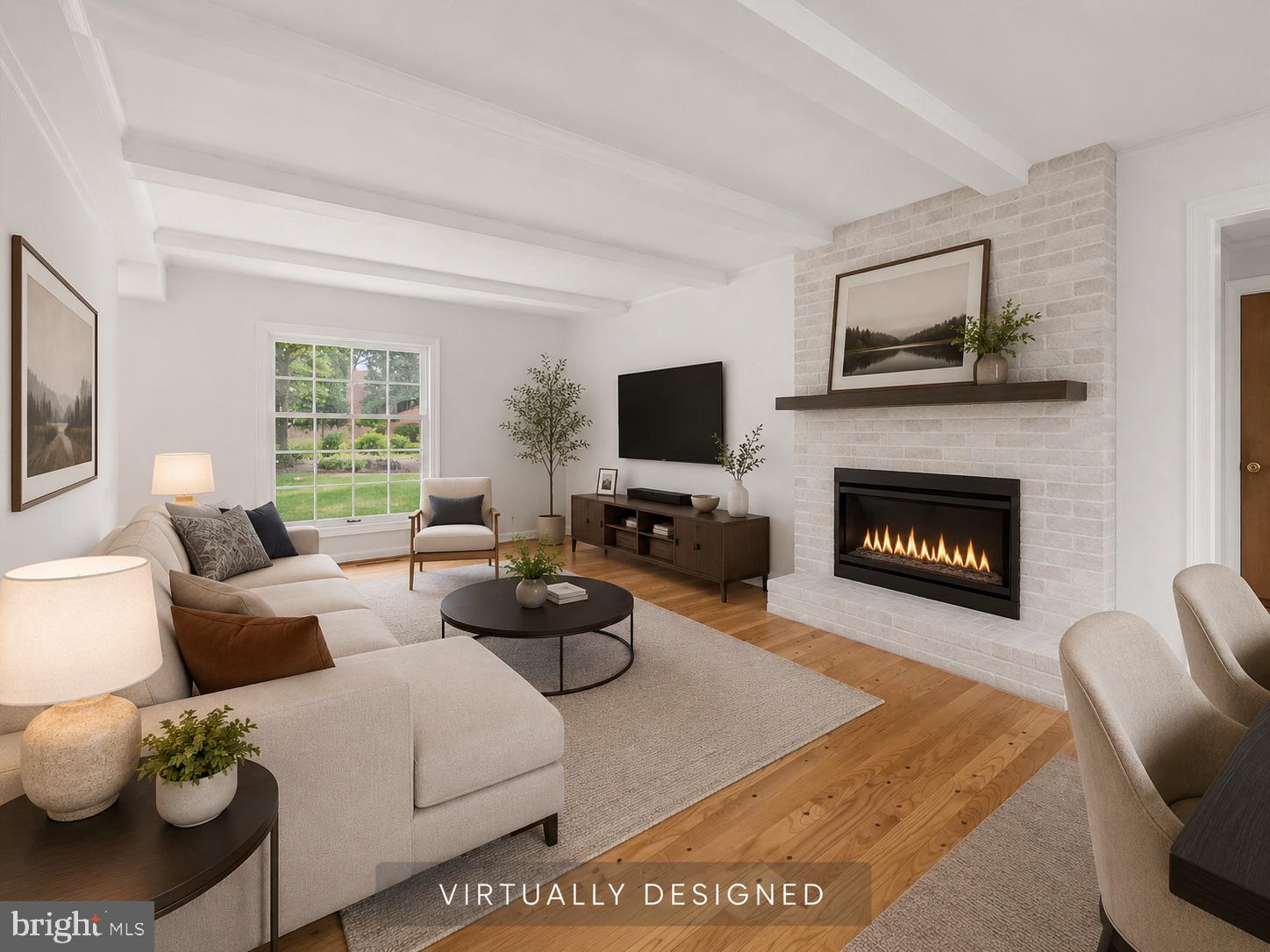 HAMPTON GARDENS - Residential