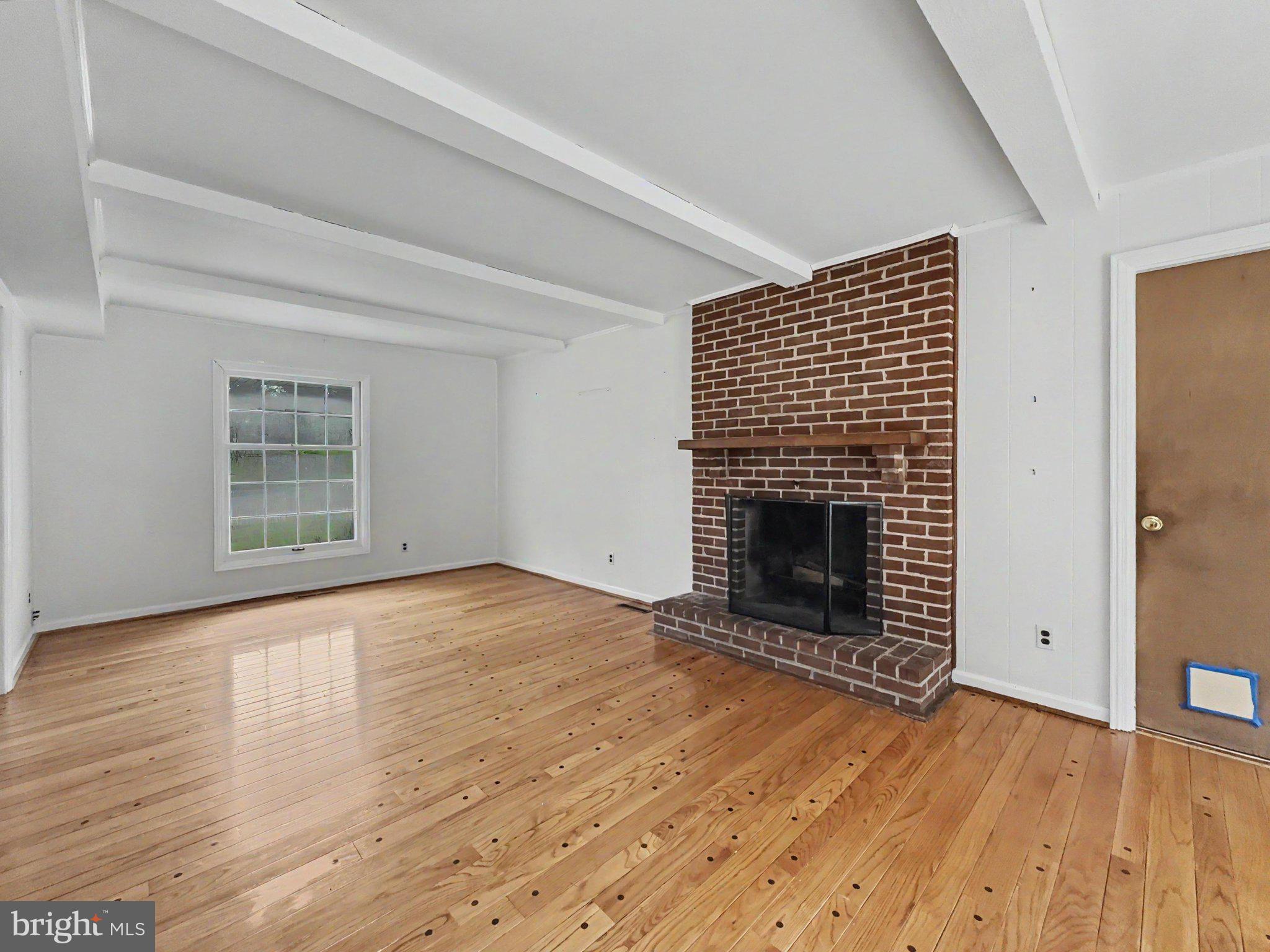 HAMPTON GARDENS - Residential