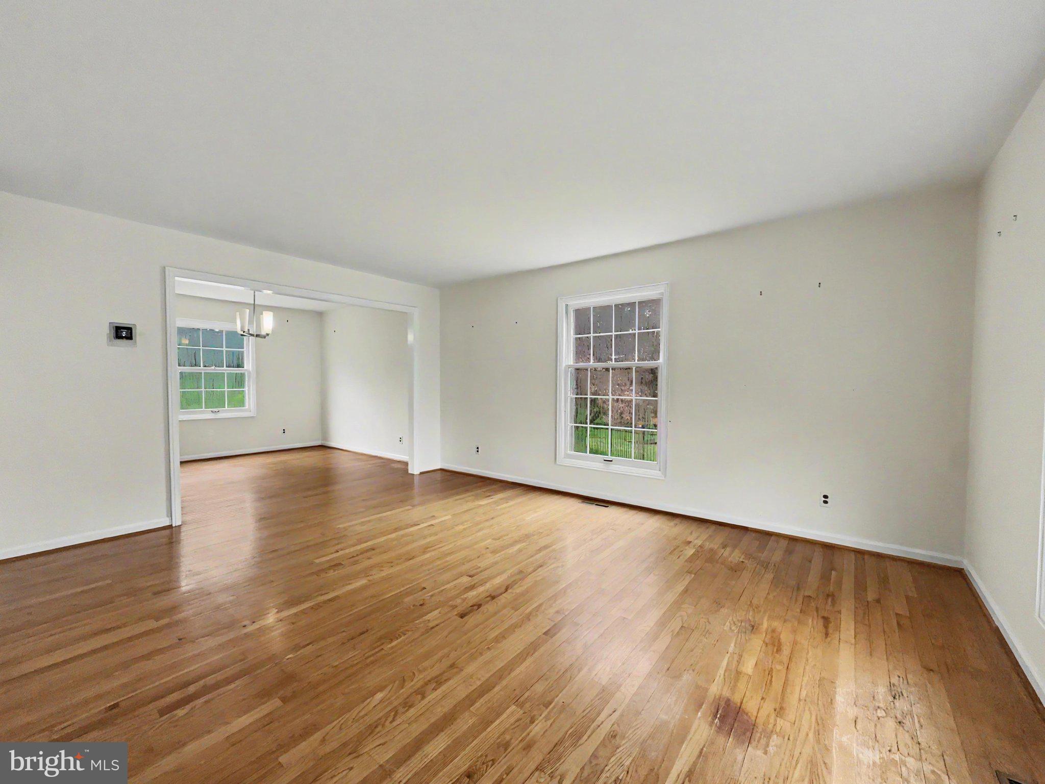 HAMPTON GARDENS - Residential