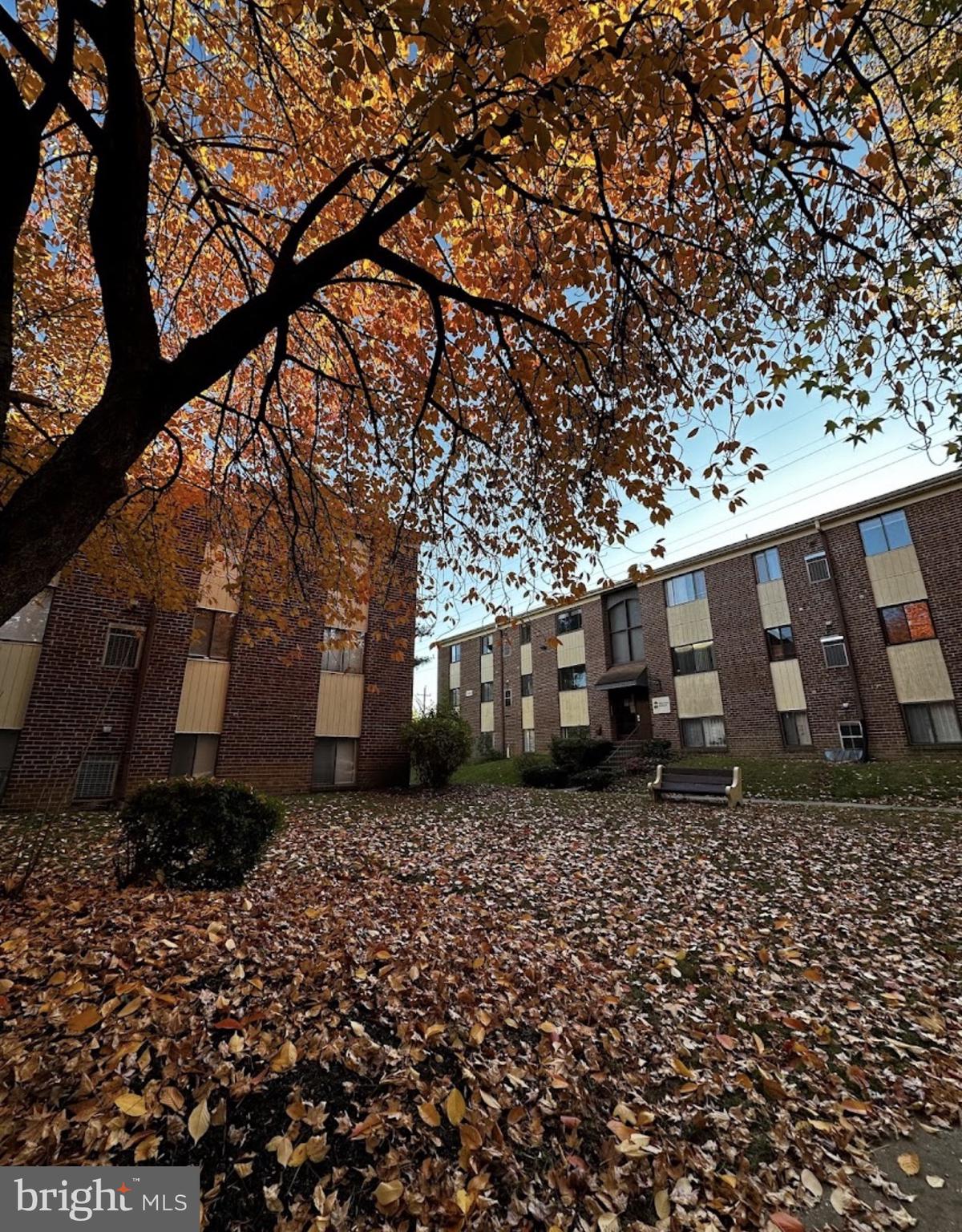 BUSTLETON - Residential