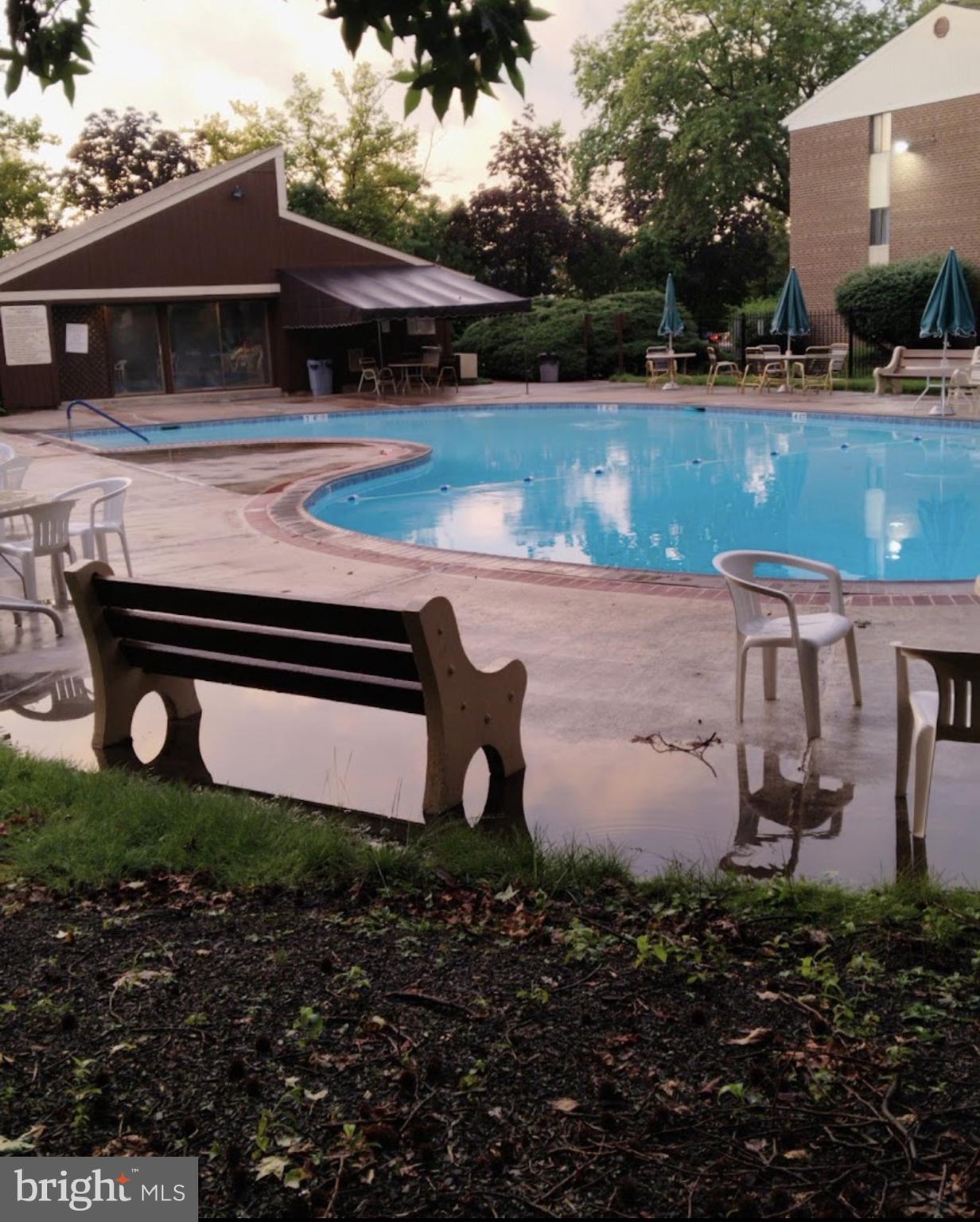 BUSTLETON - Residential