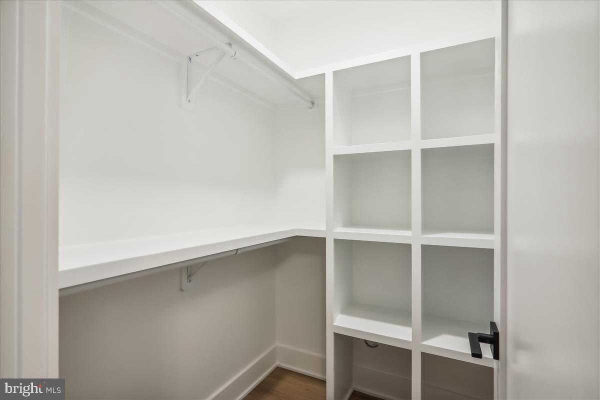 MARYMOUNT - Residential