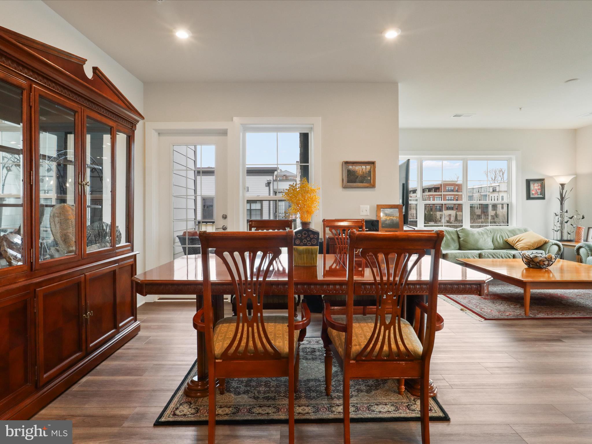 NATIONAL HARBOR - Residential