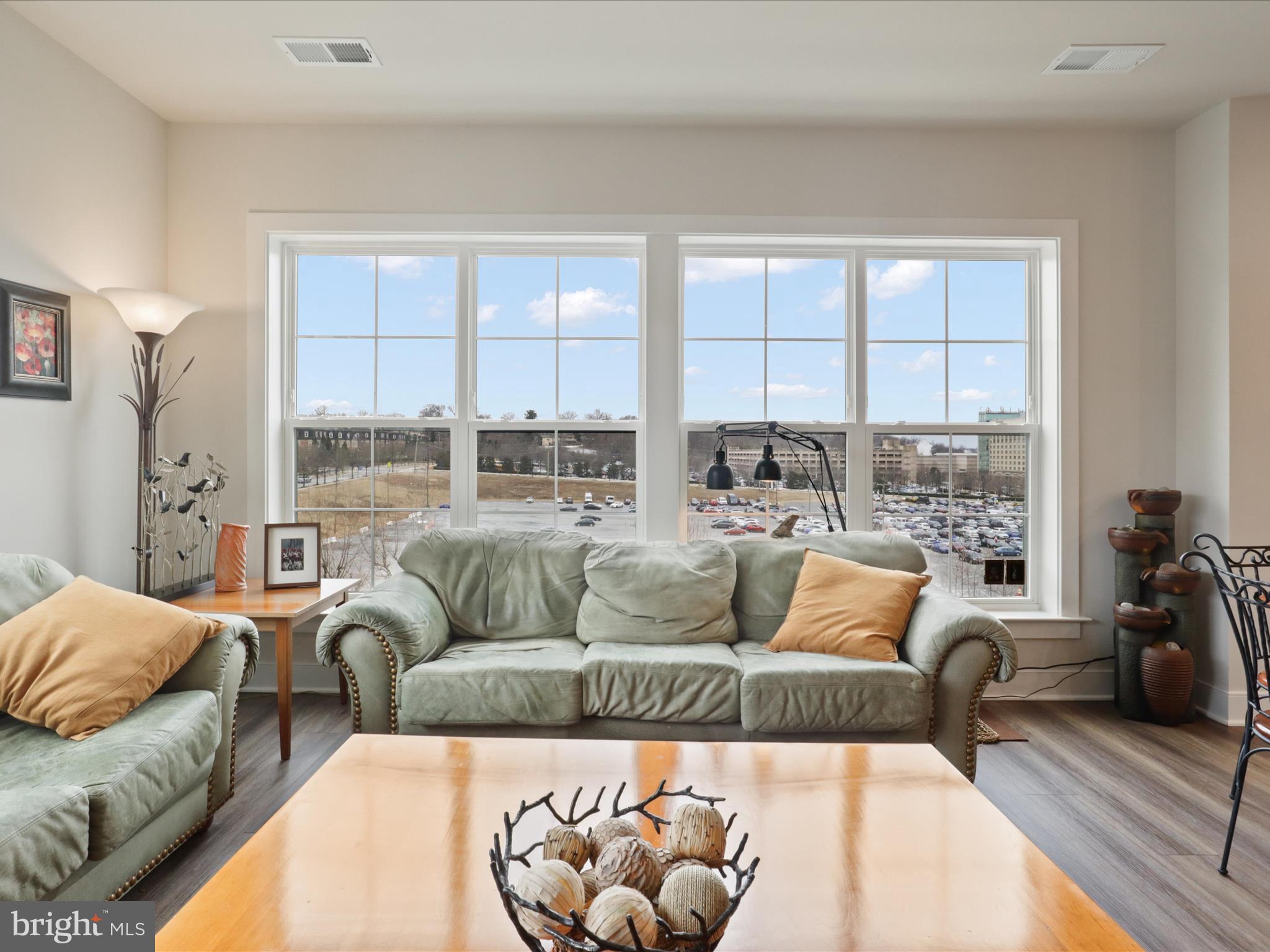 NATIONAL HARBOR - Residential