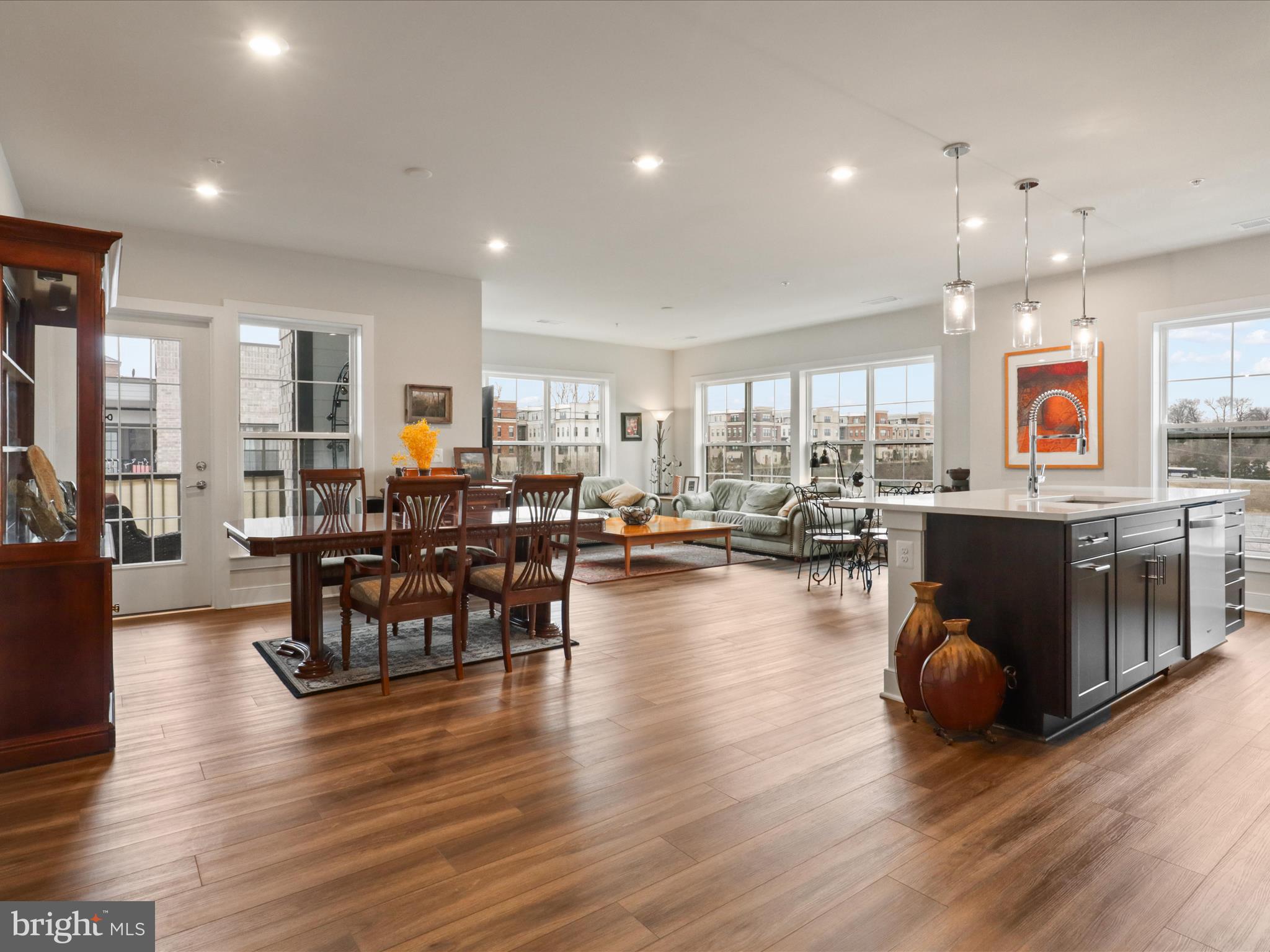 NATIONAL HARBOR - Residential