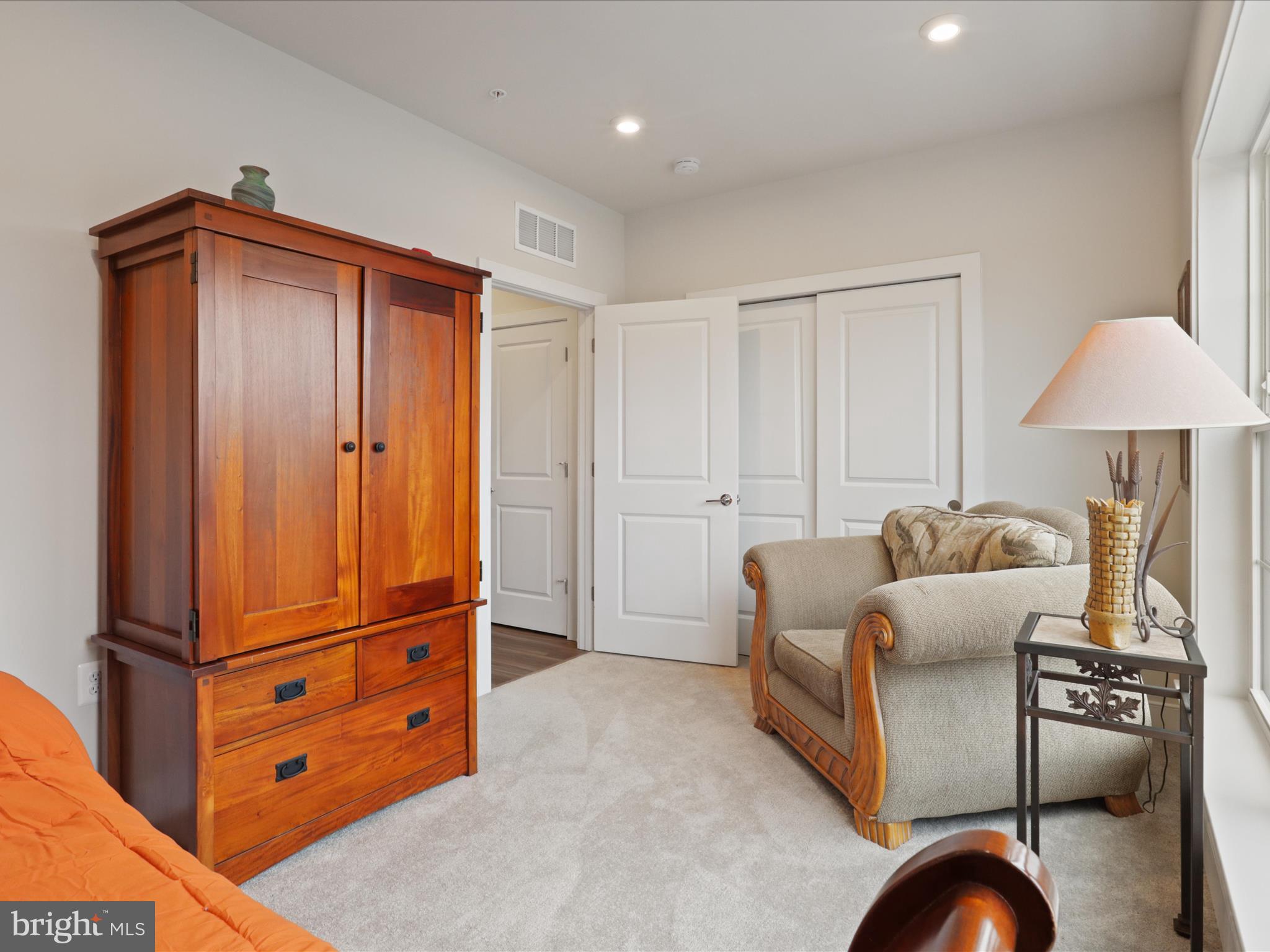 NATIONAL HARBOR - Residential