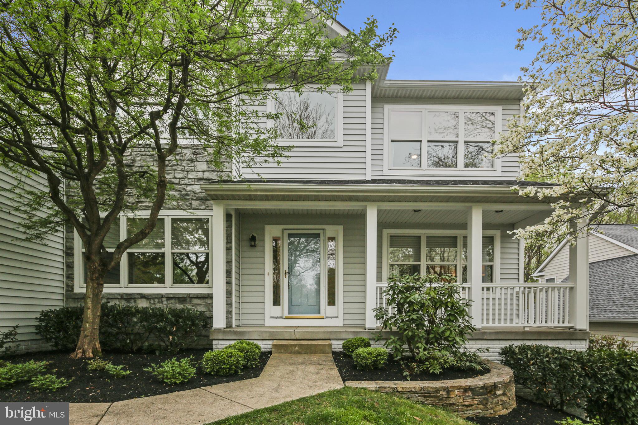 RIVER HILL - Residential
