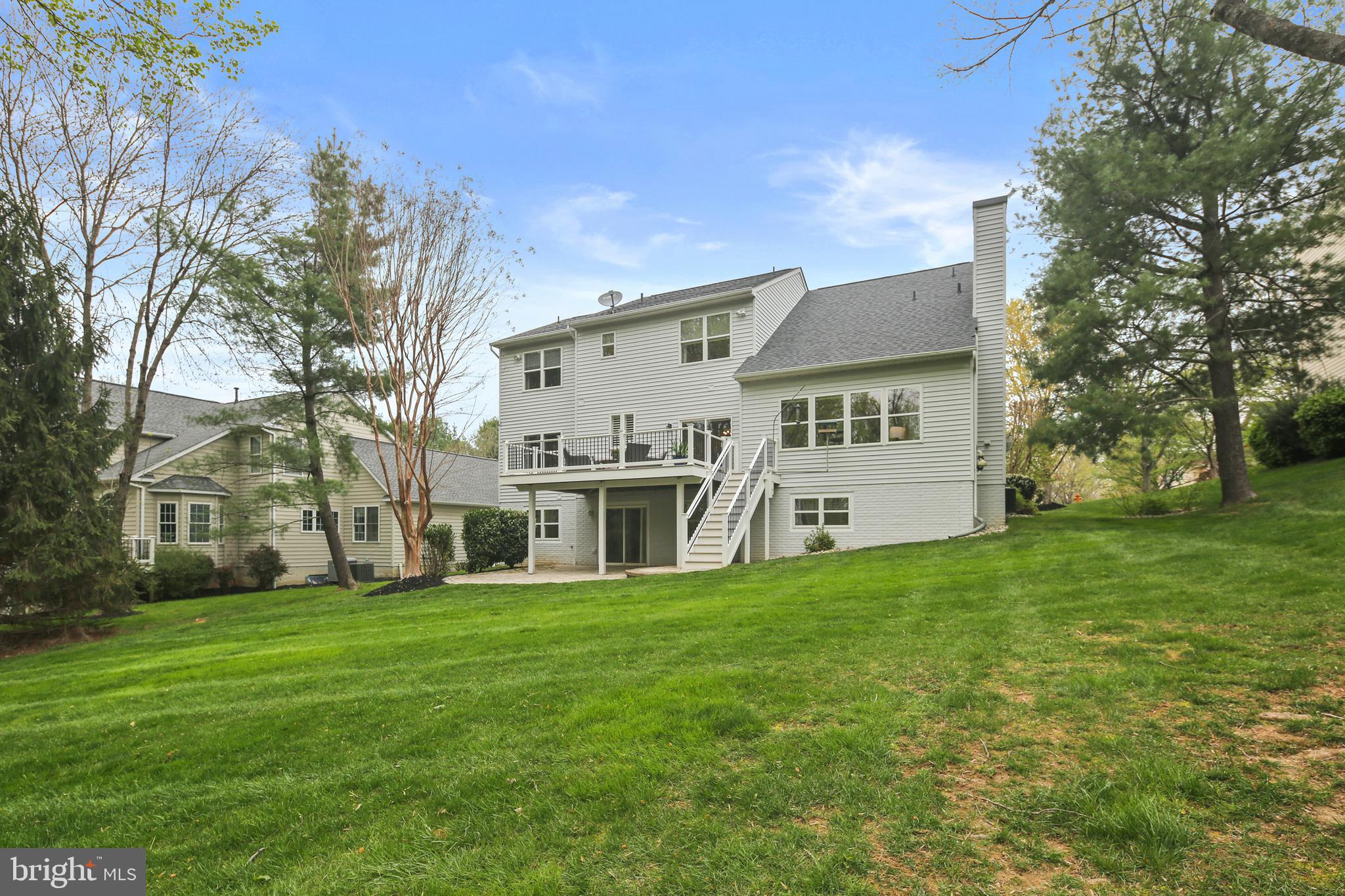 RIVER HILL - Residential
