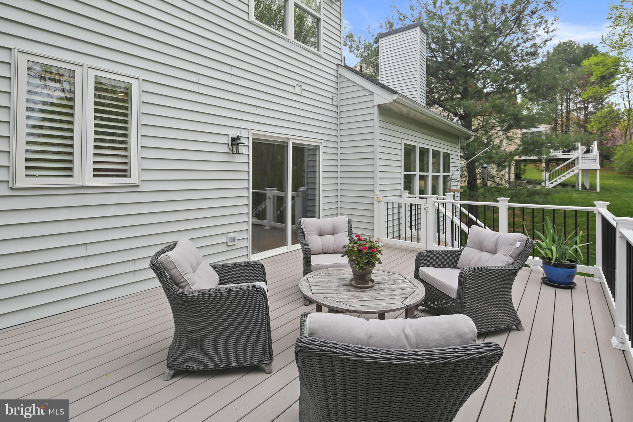 RIVER HILL - Residential