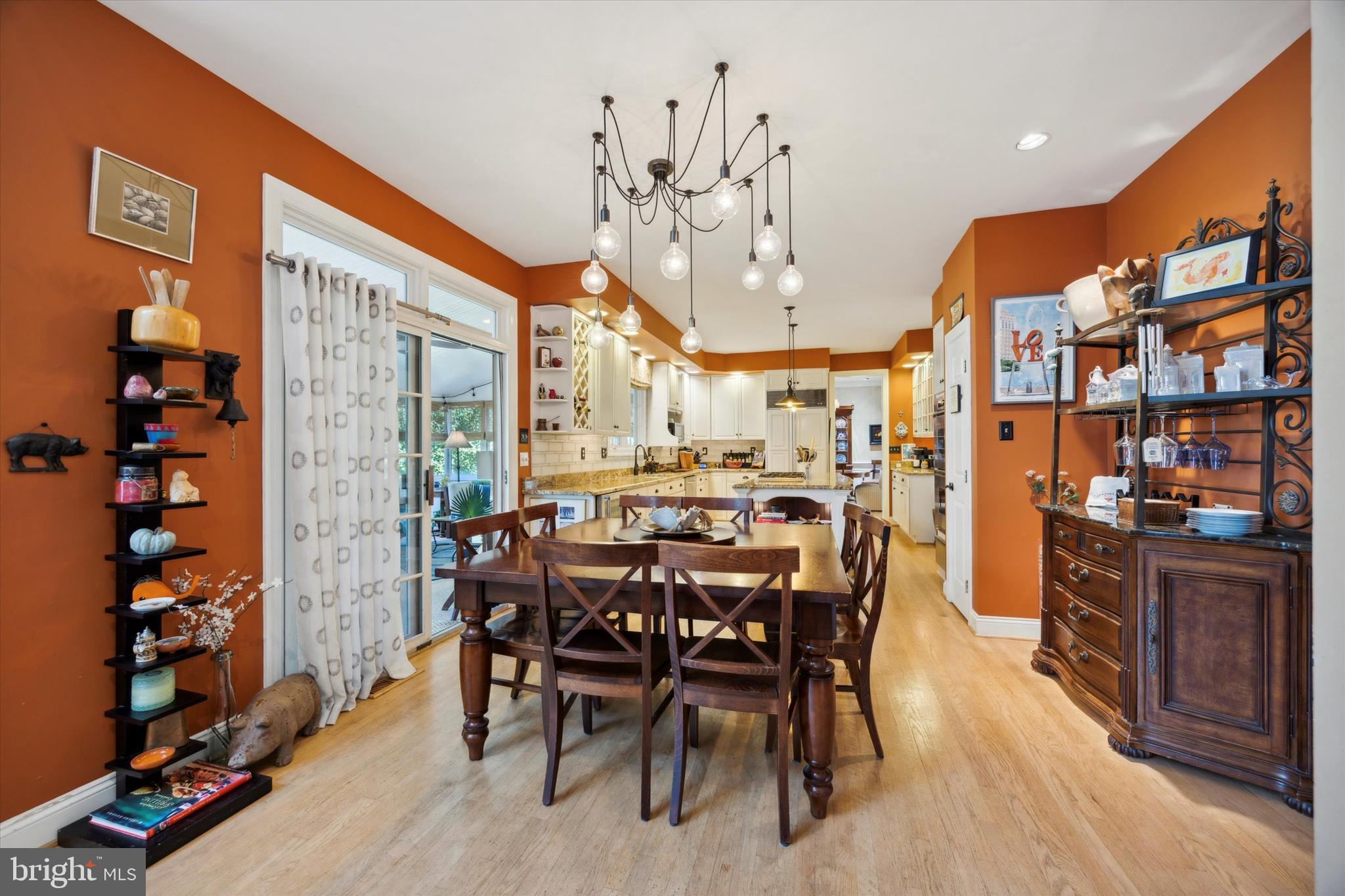 HAMILTON PLACE - Residential