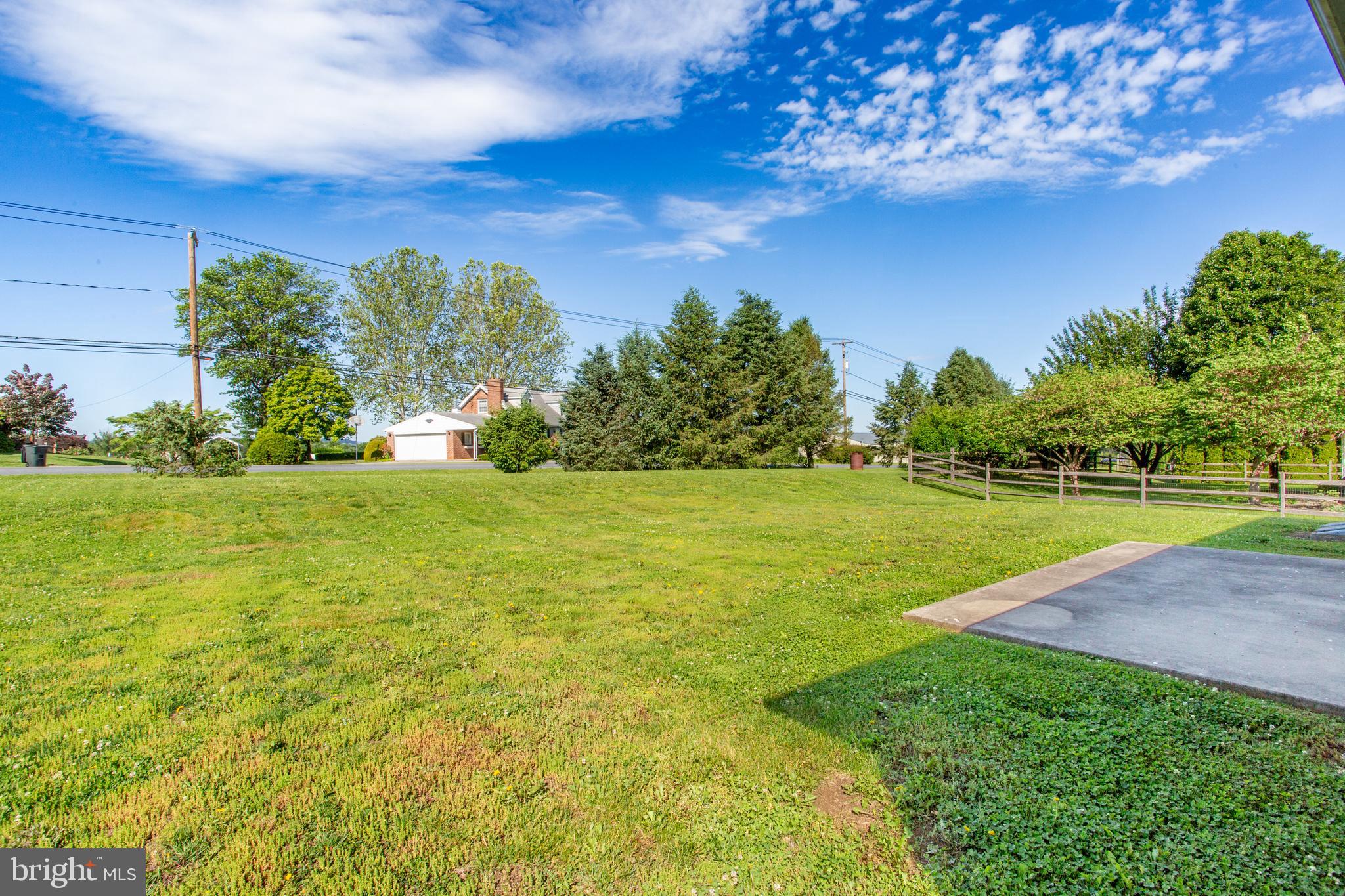 NEWBURG VILLAGE - Residential