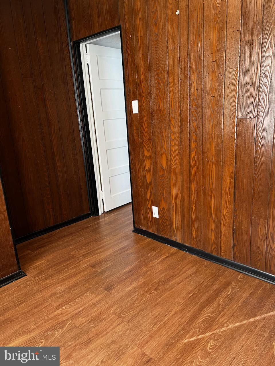 KENSINGTON - Residential
