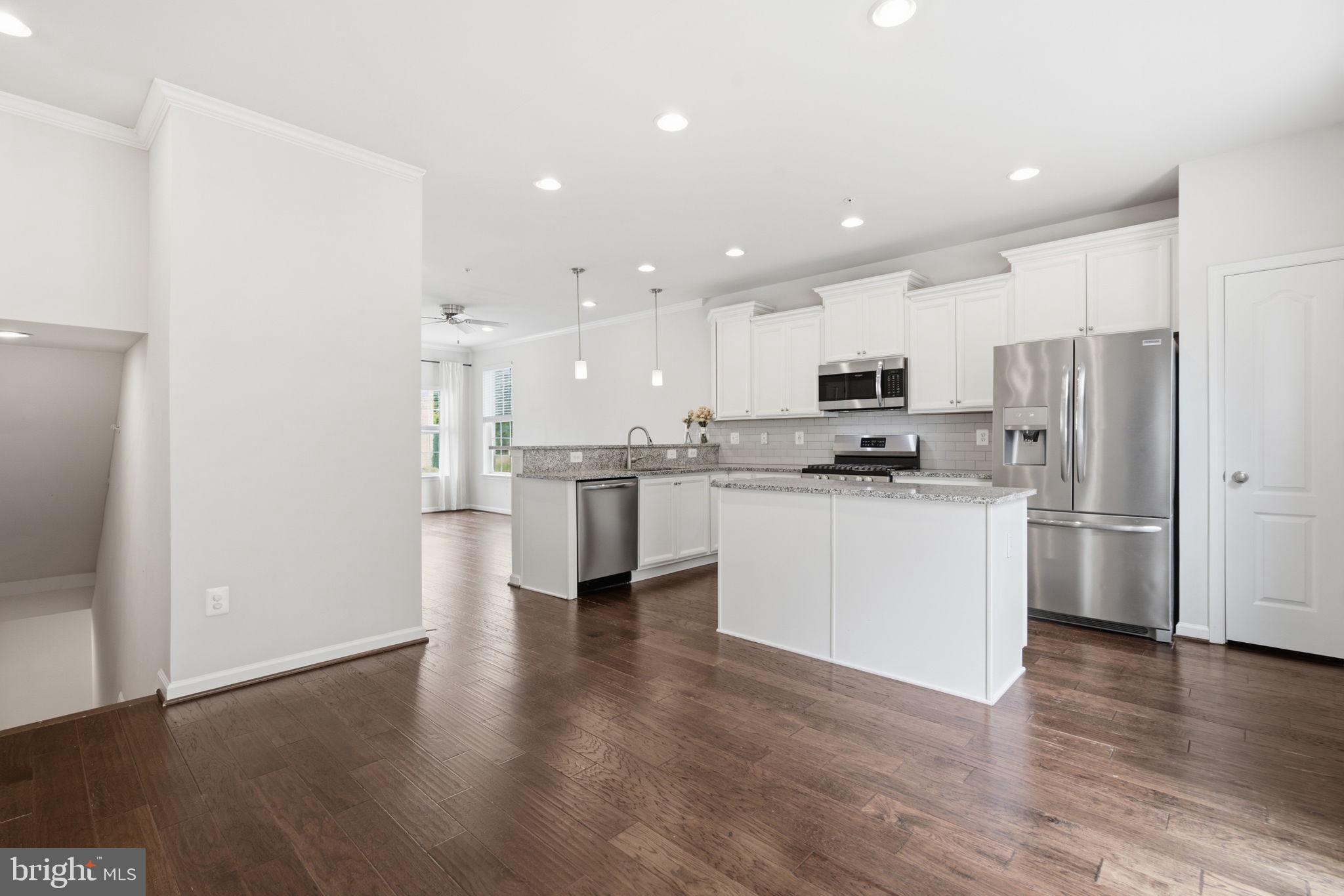 DORCHESTER VIEW - Residential