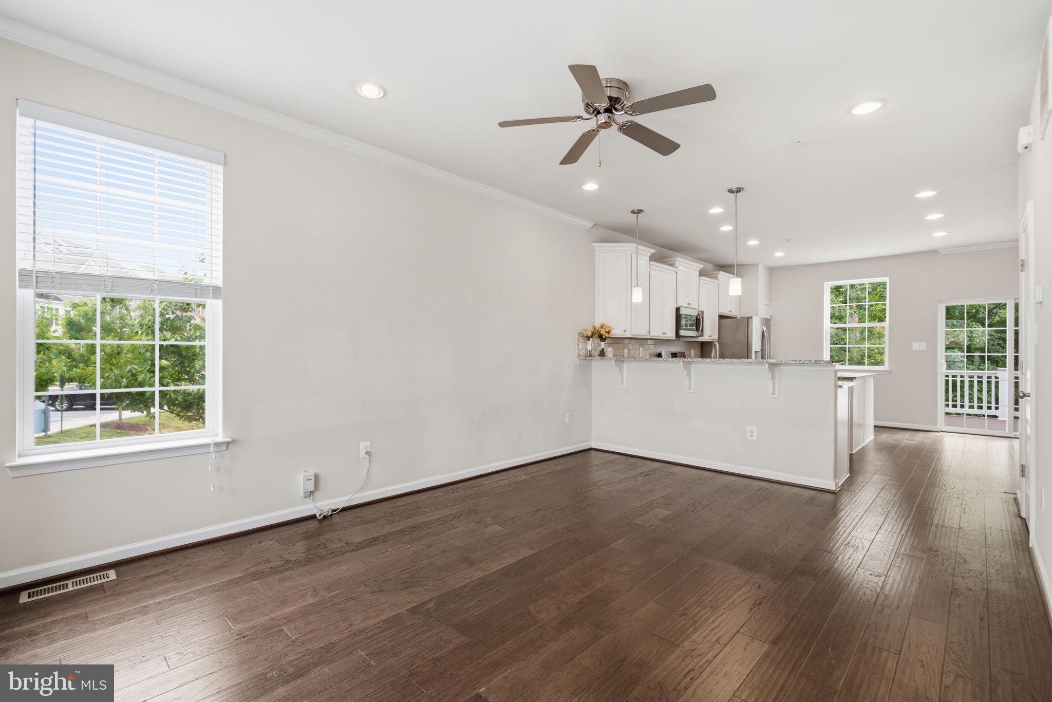 DORCHESTER VIEW - Residential