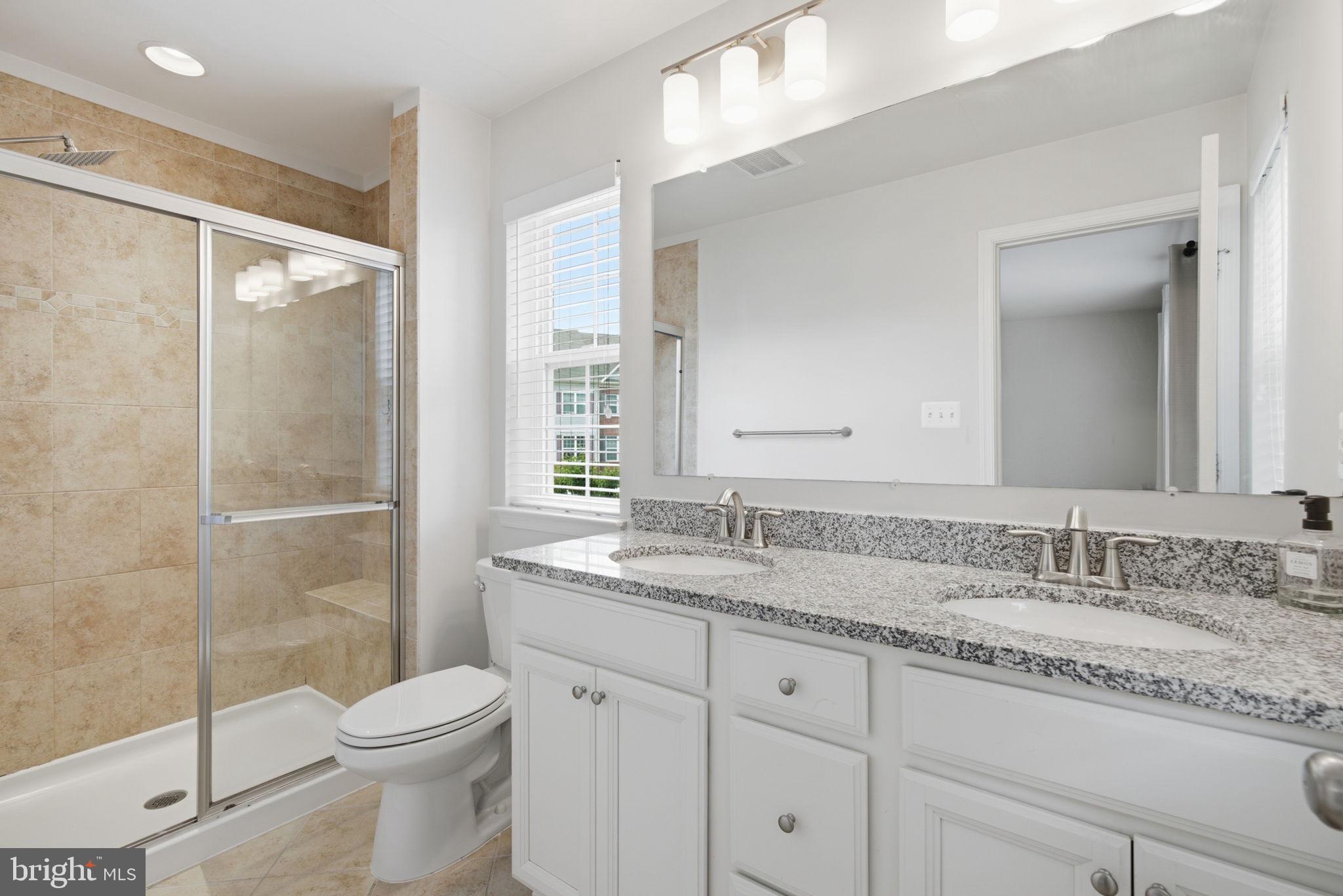 DORCHESTER VIEW - Residential