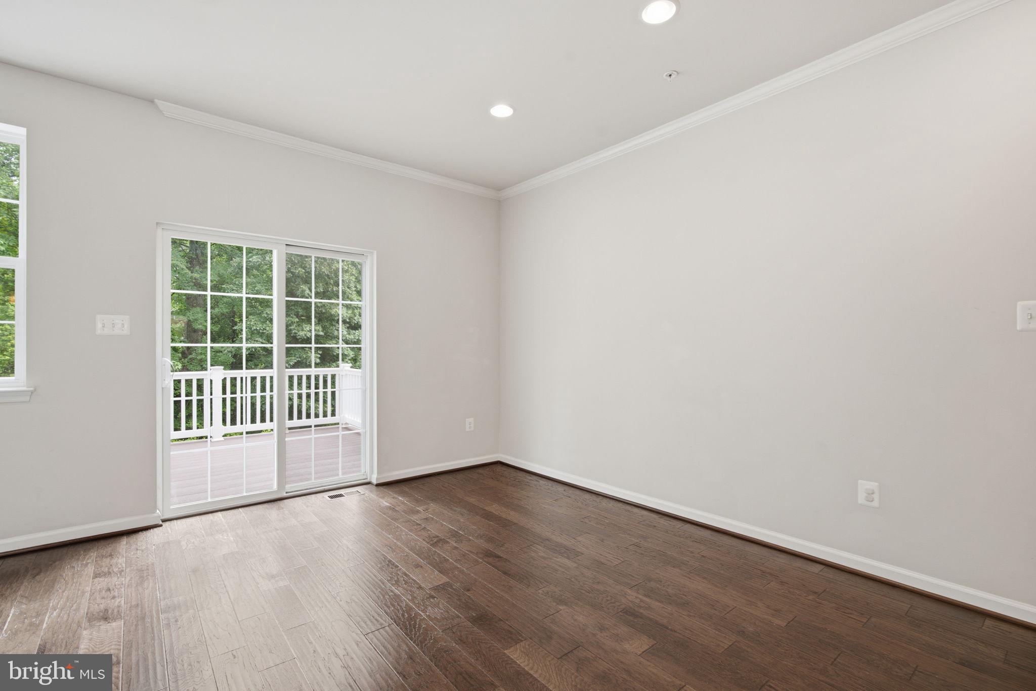 DORCHESTER VIEW - Residential