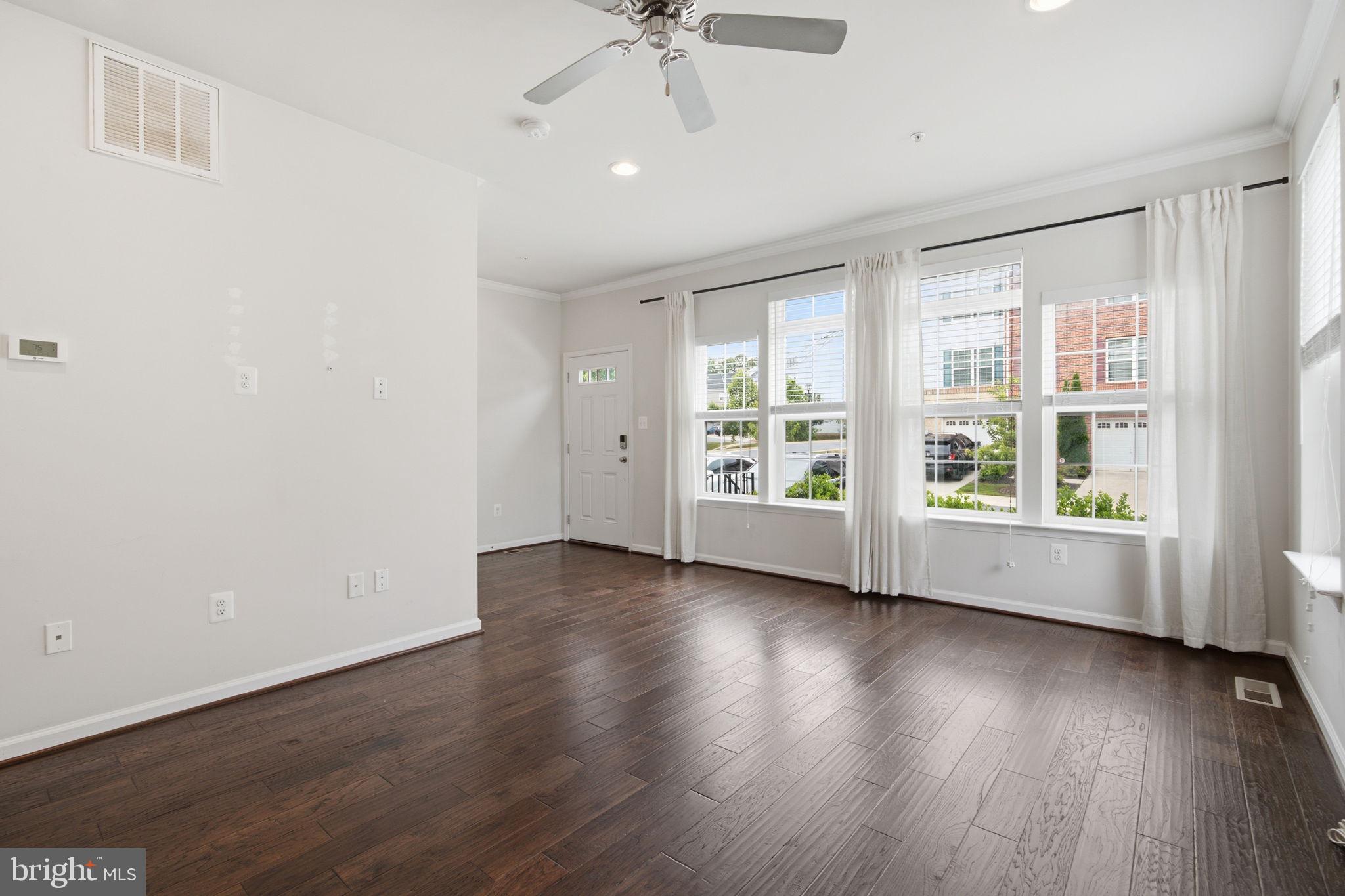 DORCHESTER VIEW - Residential