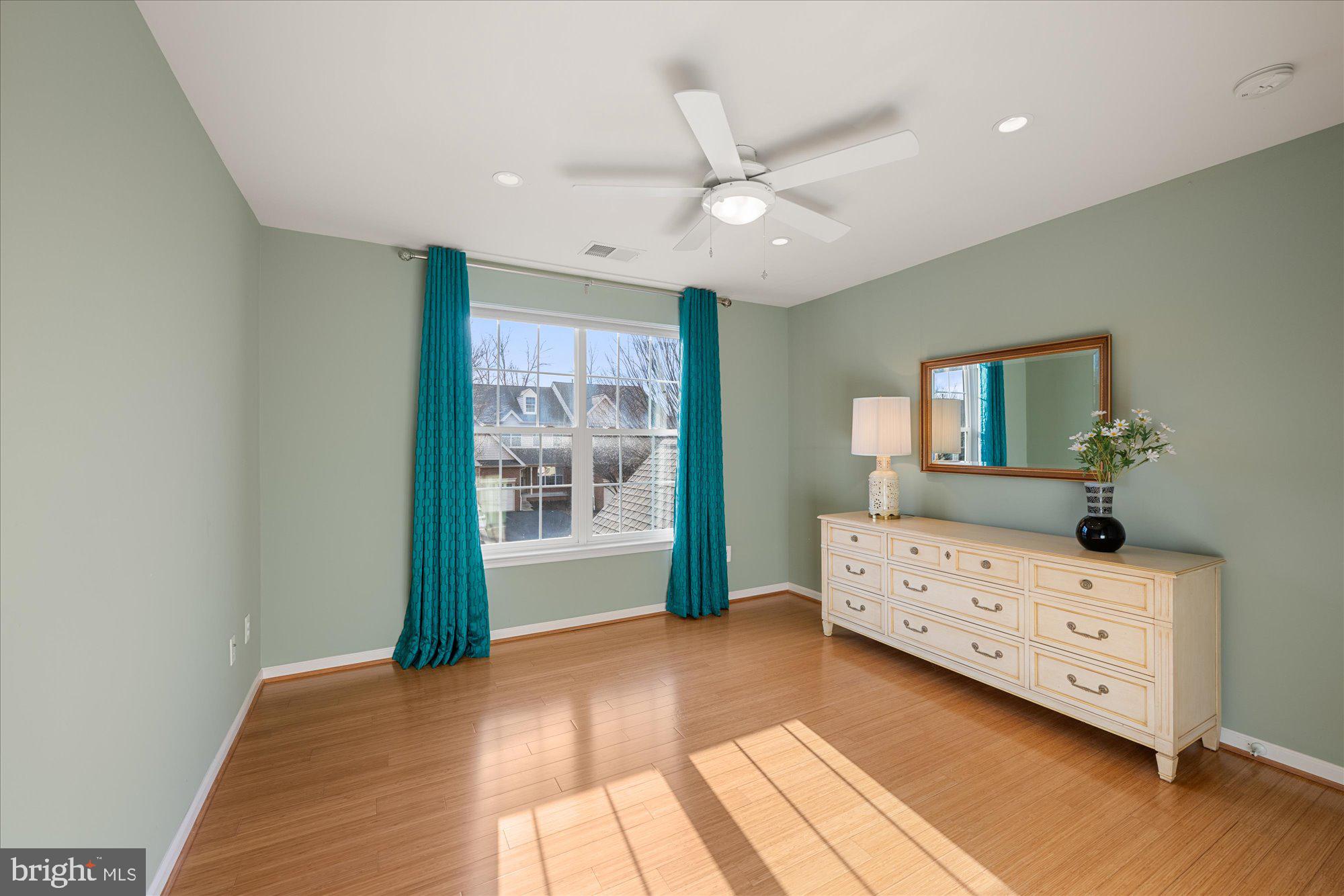 BELMONT COUNTRY CLUB - Residential