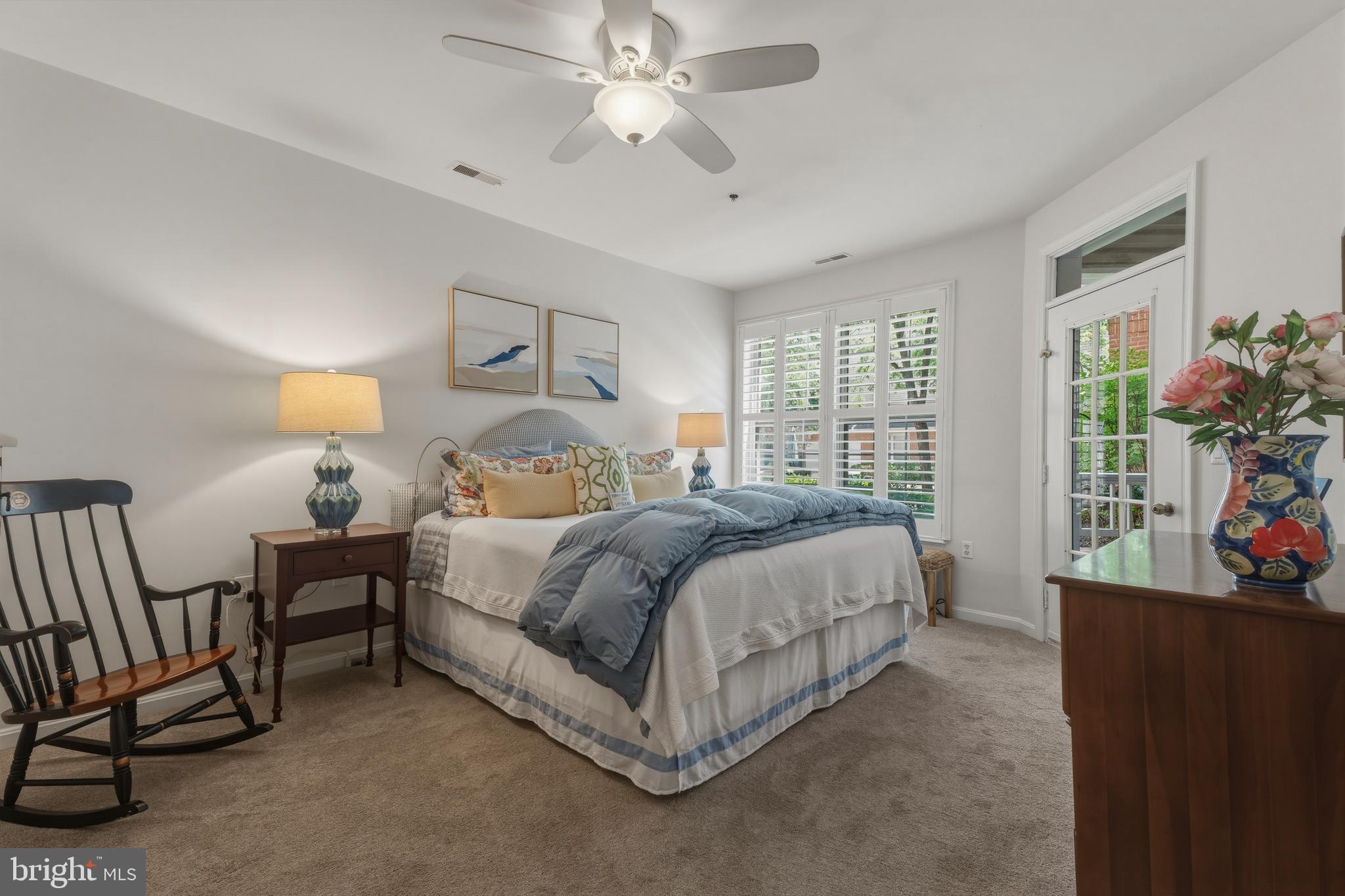 HIGH VIEW - Residential