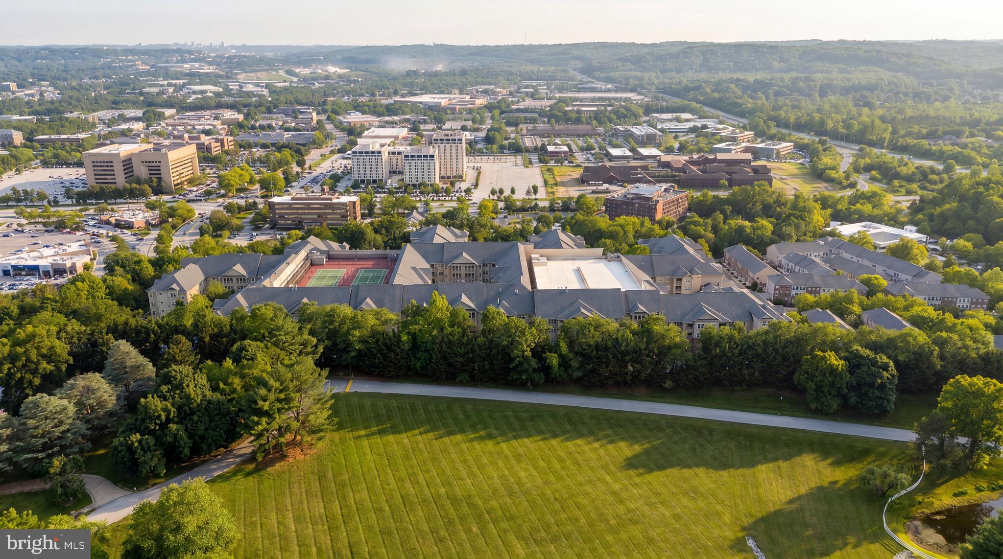 HIGH VIEW - Residential